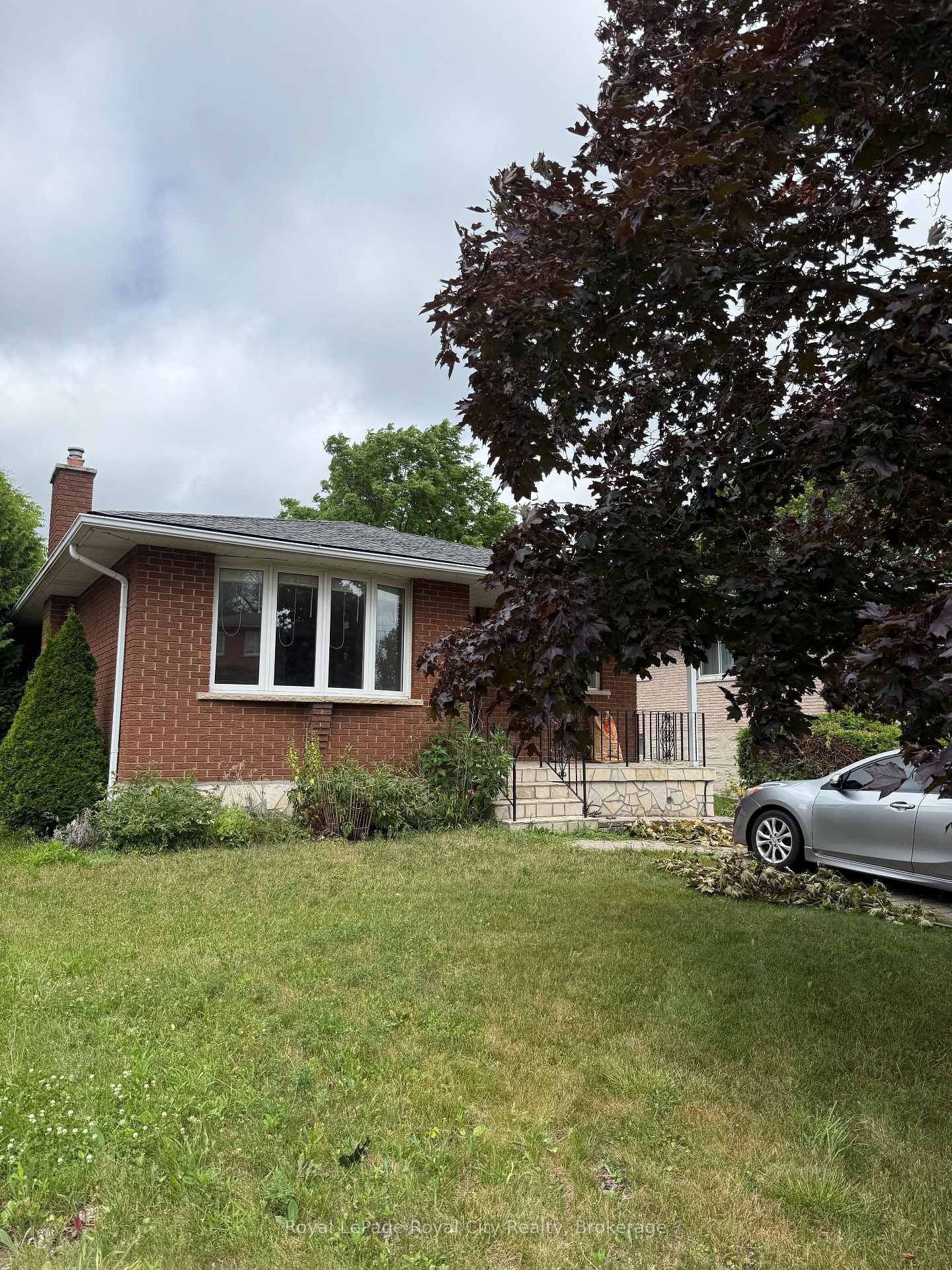 Photo 1 of 140 Brant Avenue, Guelph, Victoria North — HOMEH