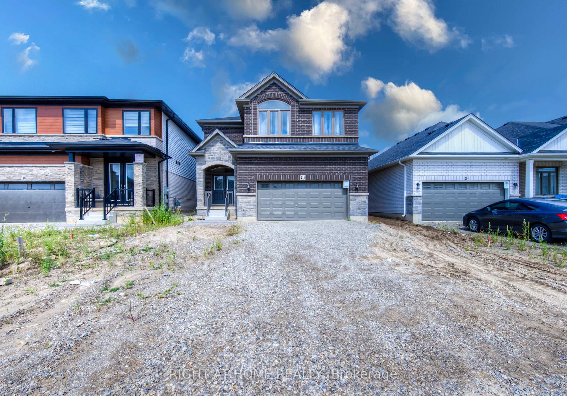 Front of 216 Longboat Run West Road W