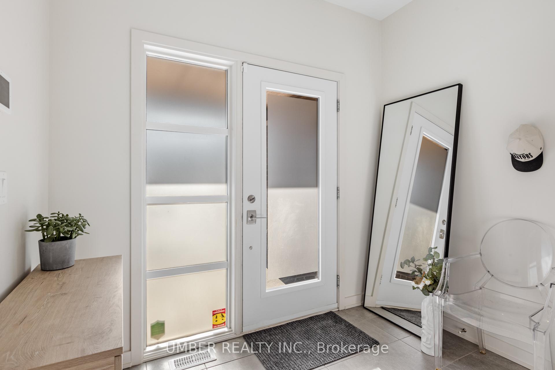 Photo 2 of 144 Larimar Circle, Ottawa, Riverside South/Gloucester Glen — HOMEH