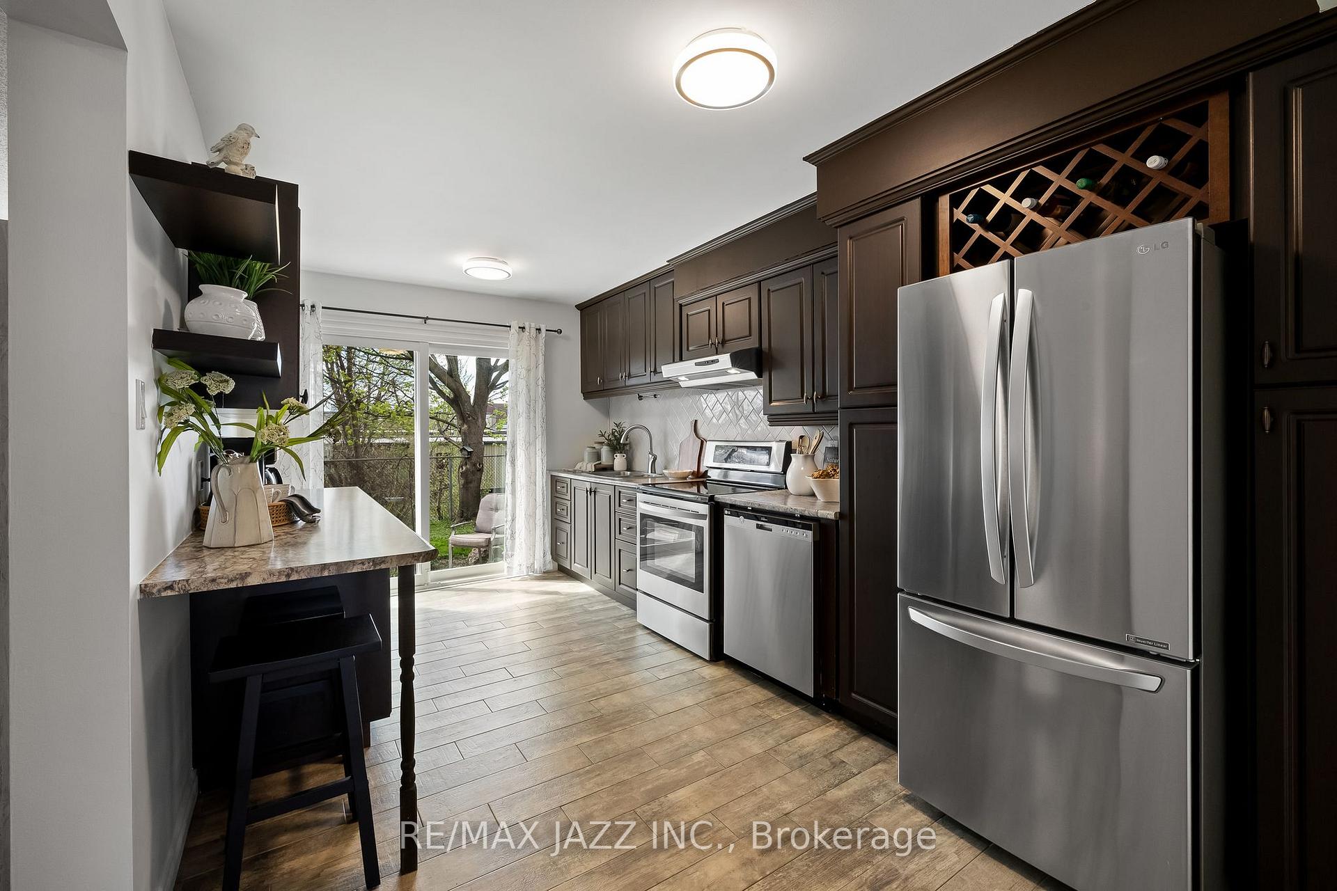 Photo 17 of 75 Trudeau Drive, Clarington, Bowmanville — HOMEH