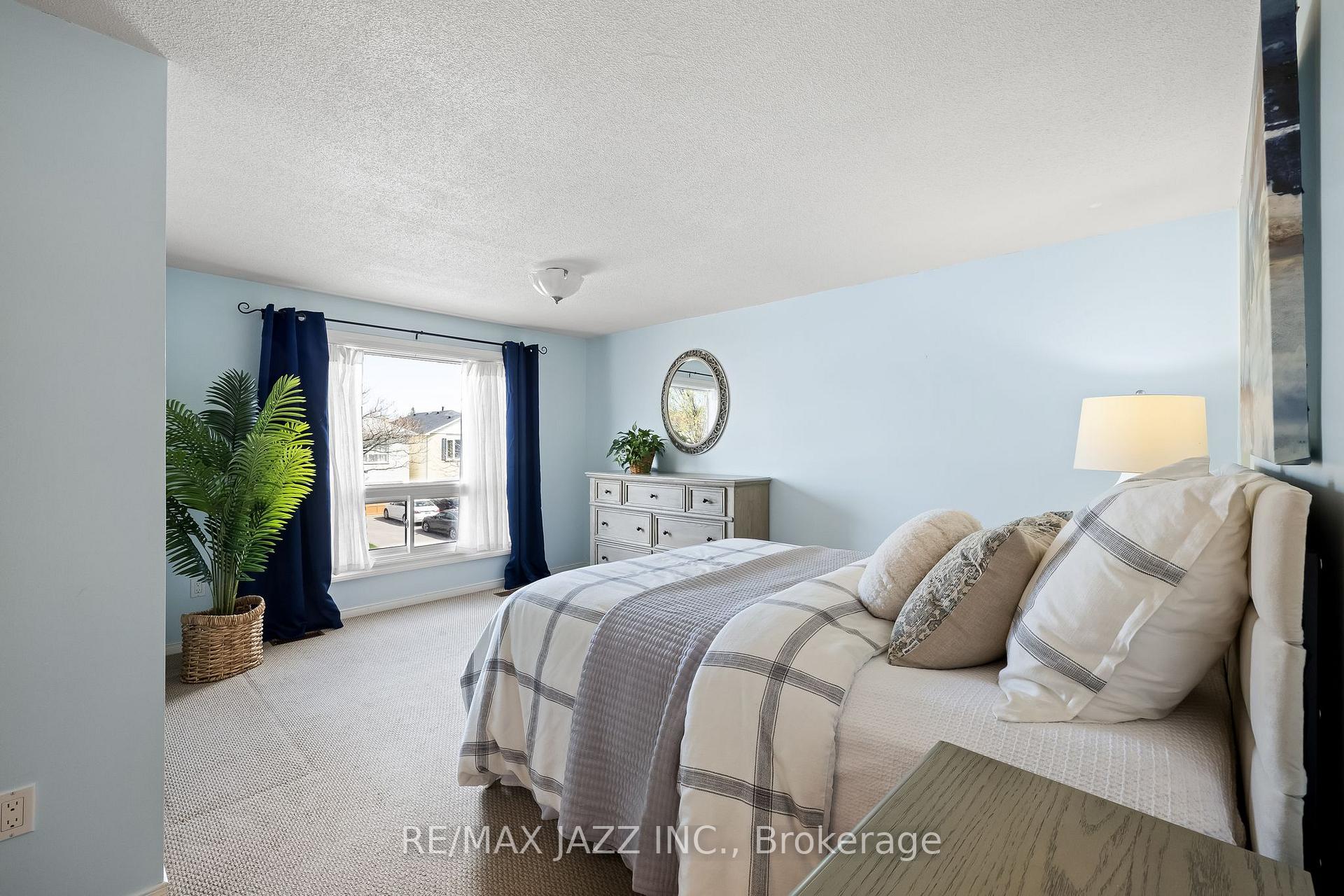 Photo 21 of 75 Trudeau Drive, Clarington, Bowmanville — HOMEH