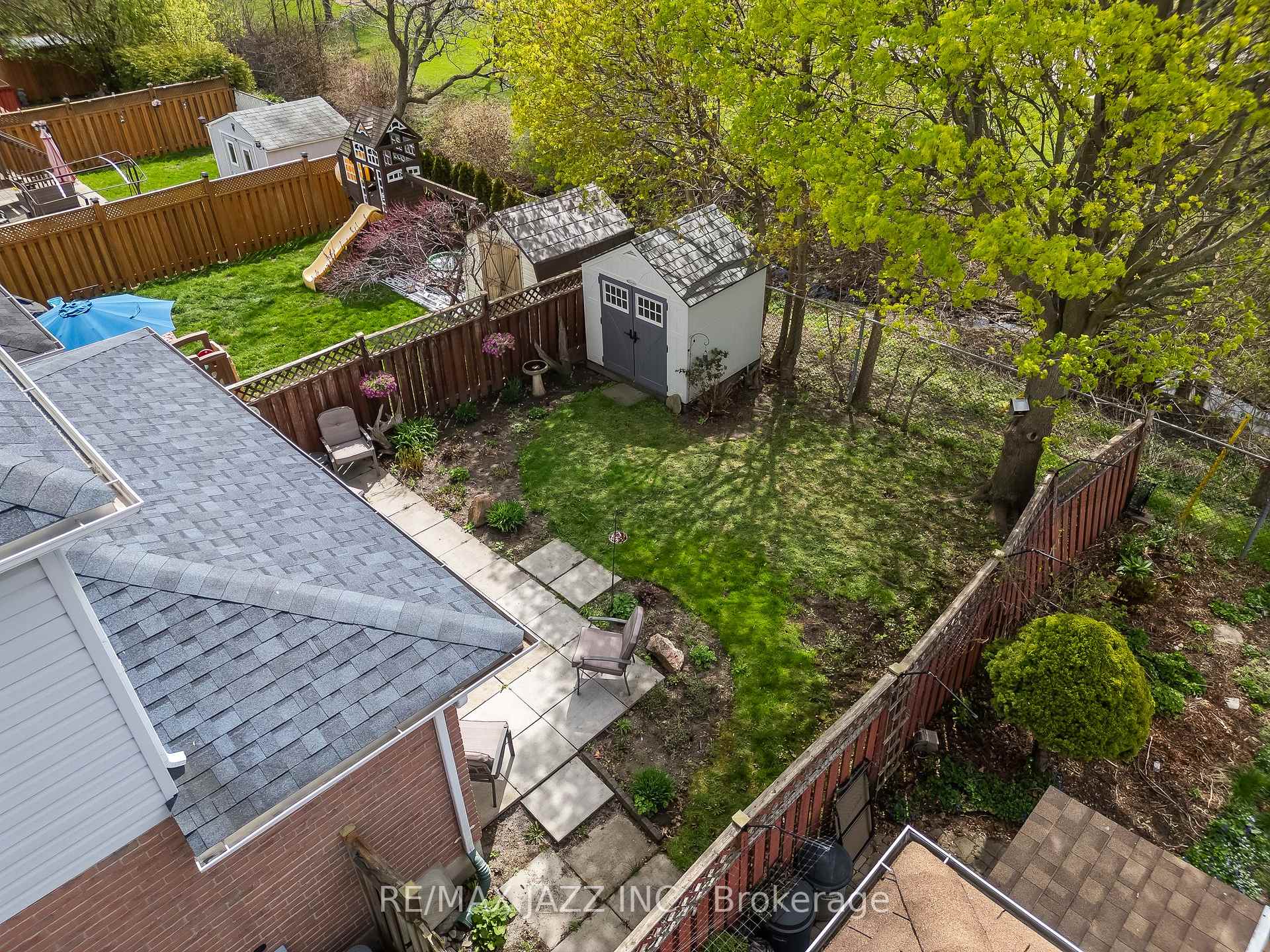 Photo 33 of 75 Trudeau Drive, Clarington, Bowmanville — HOMEH