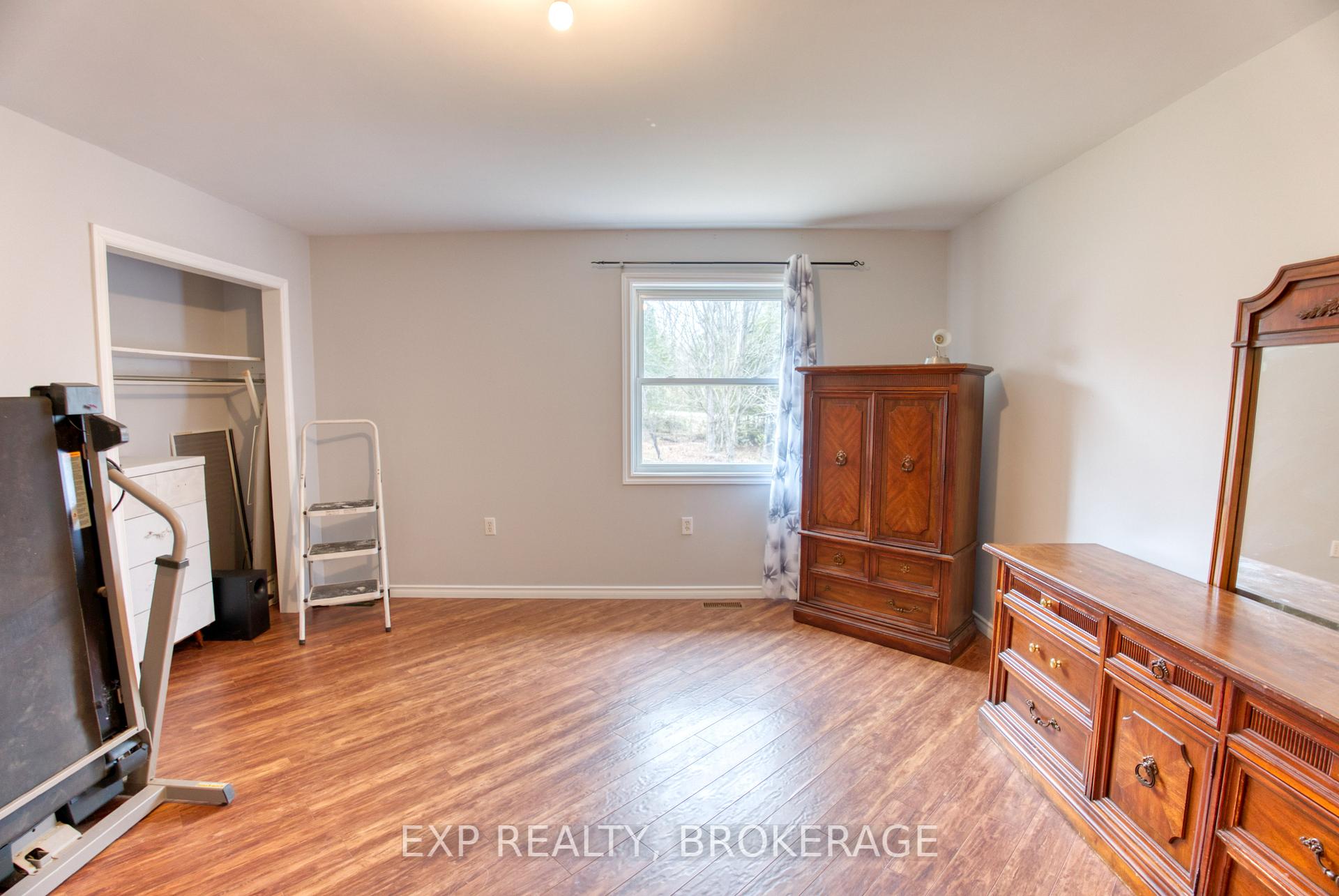 Photo 10 of 1073 Cox Road, Central Frontenac, Frontenac Centre — HOMEH
