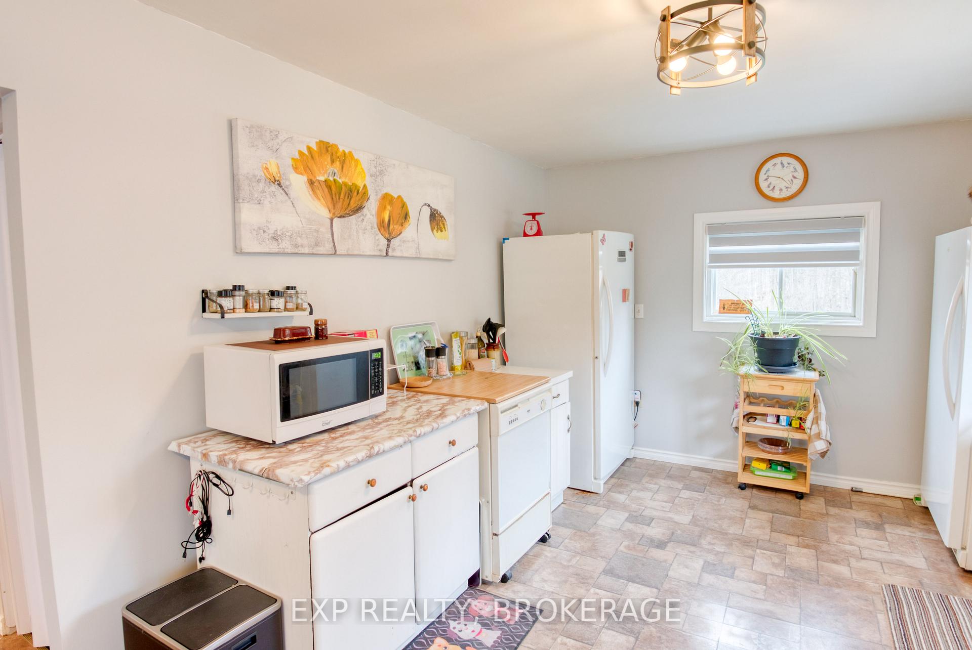 Photo 19 of 1073 Cox Road, Central Frontenac, Frontenac Centre — HOMEH