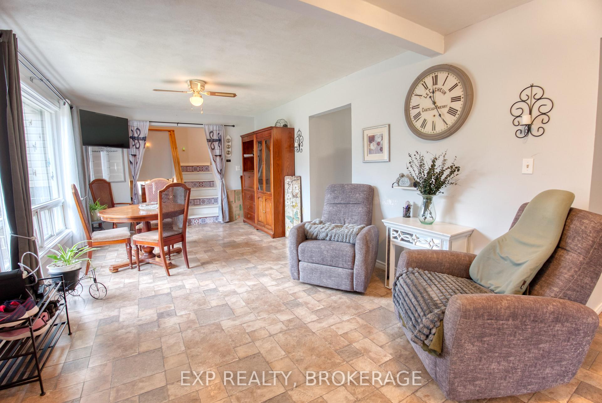Photo 23 of 1073 Cox Road, Central Frontenac, Frontenac Centre — HOMEH