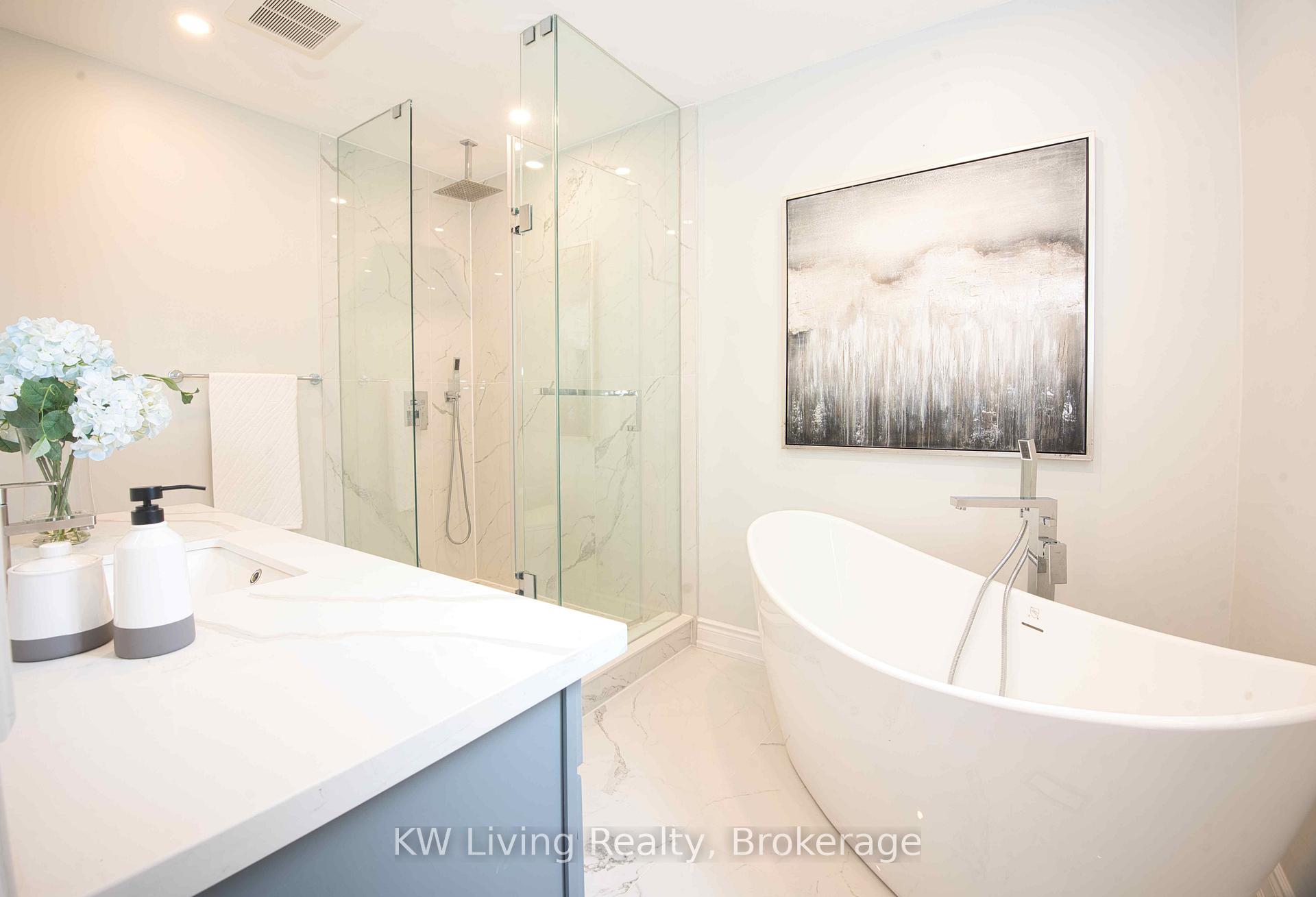 Photo 21 of 27 Sunbird Boulevard, Georgina, Keswick North — HOMEH