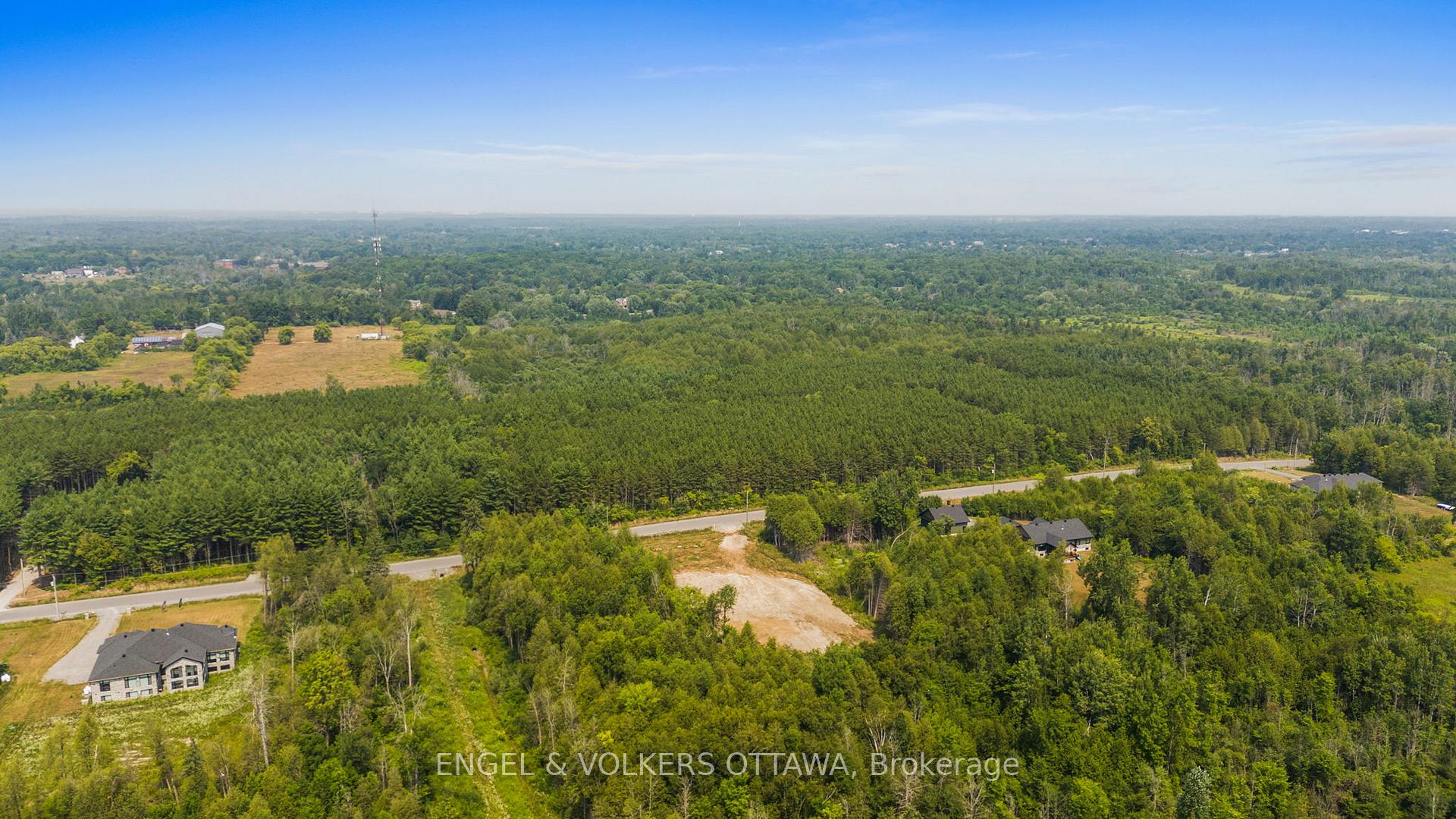 Photo 8 of Unit 9, 6244 Nick Adams Road, Ottawa, Osgoode Twp North of Reg Rd 6 — HOMEH