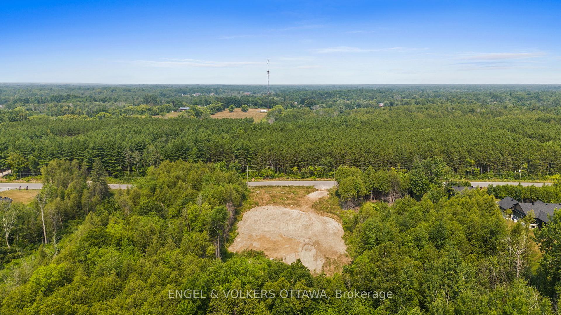 Photo 10 of Unit 9, 6244 Nick Adams Road, Ottawa, Osgoode Twp North of Reg Rd 6 — HOMEH
