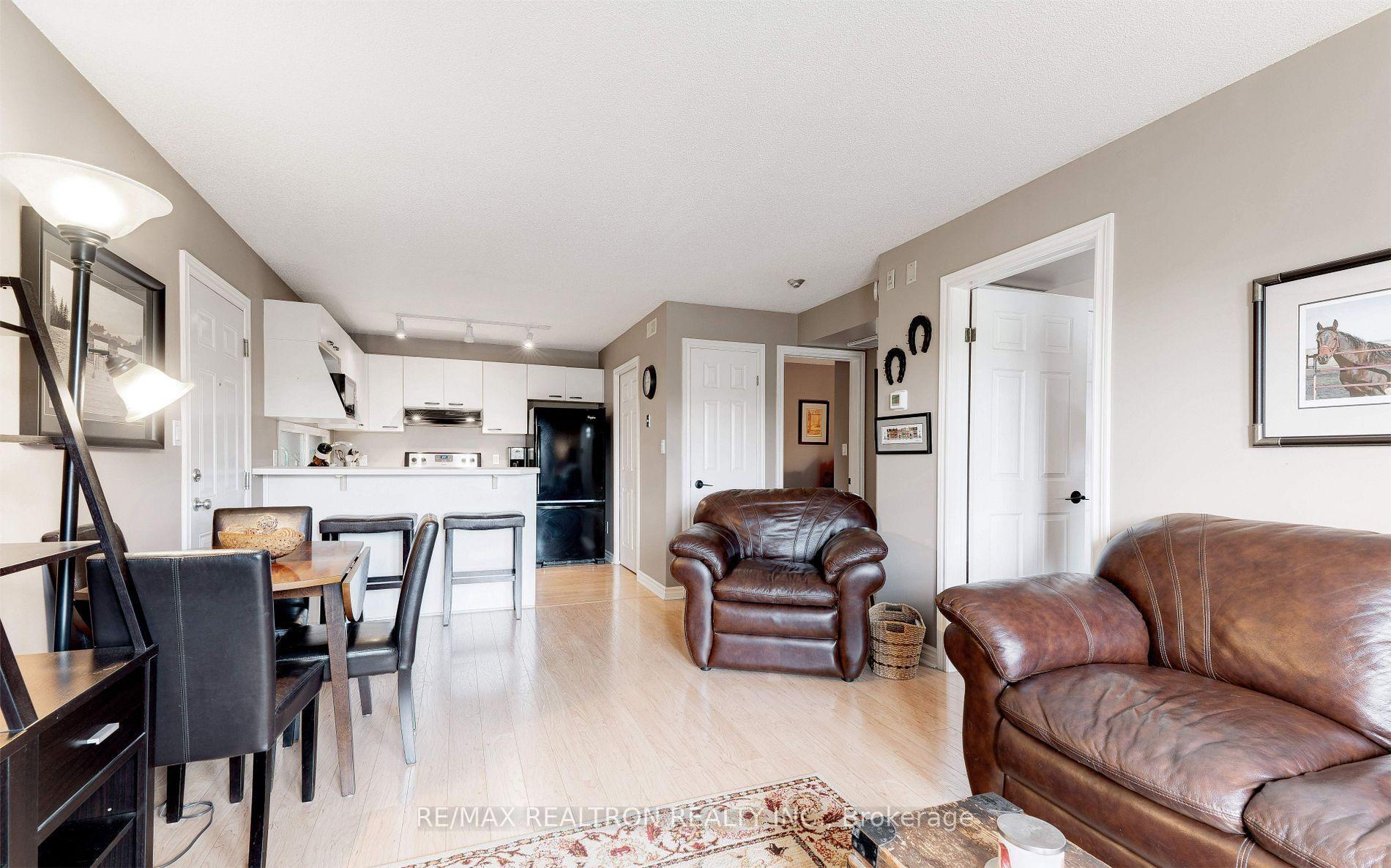 Photo 7 of Unit 304, 2040 Cleaver Avenue, Burlington, Headon — HOMEH