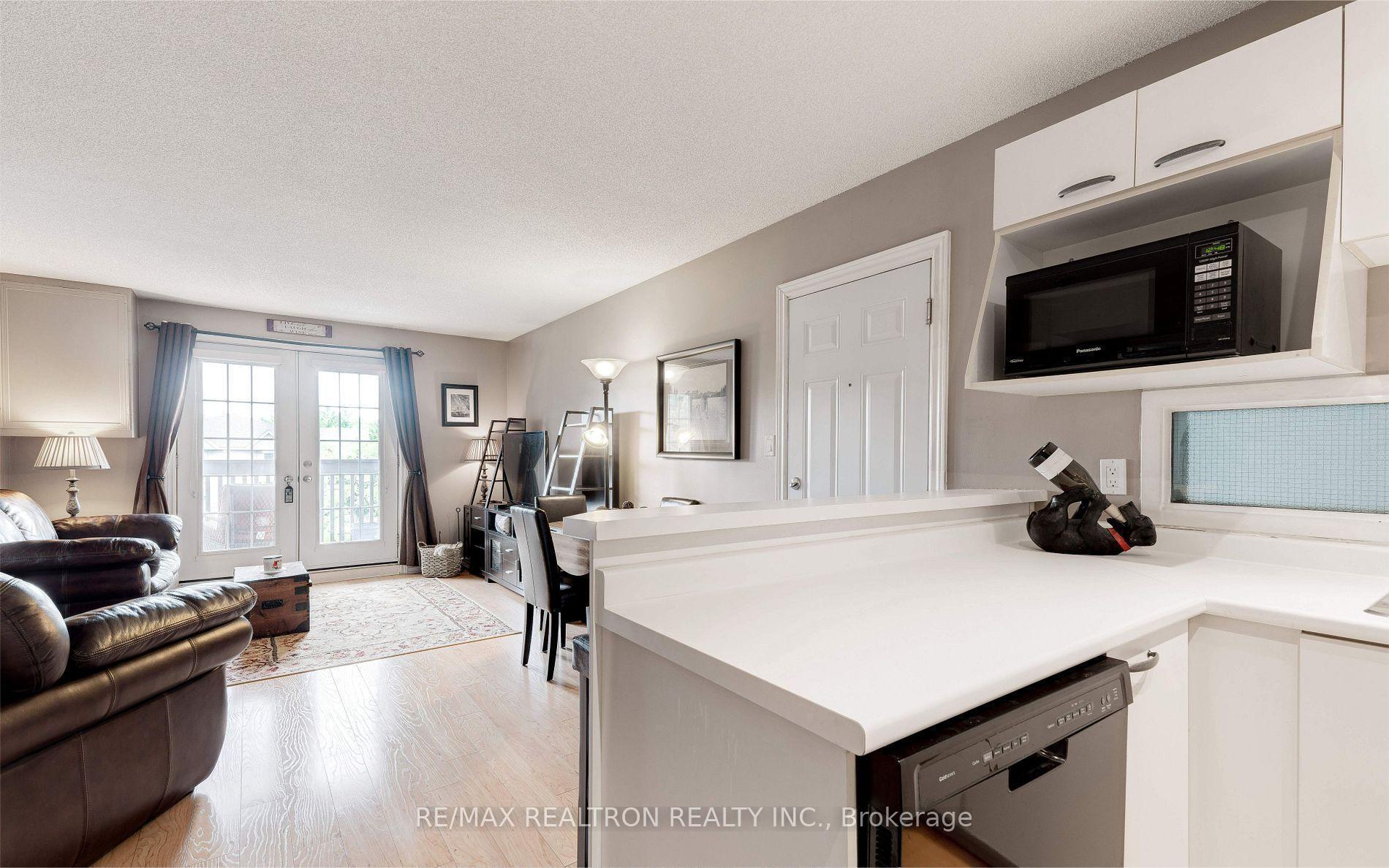 Photo 10 of Unit 304, 2040 Cleaver Avenue, Burlington, Headon — HOMEH