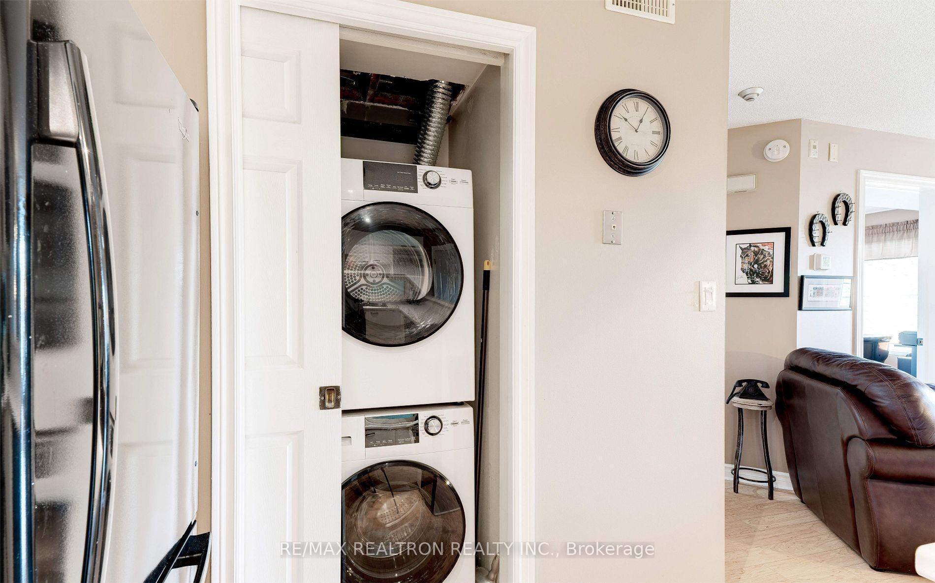 Photo 11 of Unit 304, 2040 Cleaver Avenue, Burlington, Headon — HOMEH