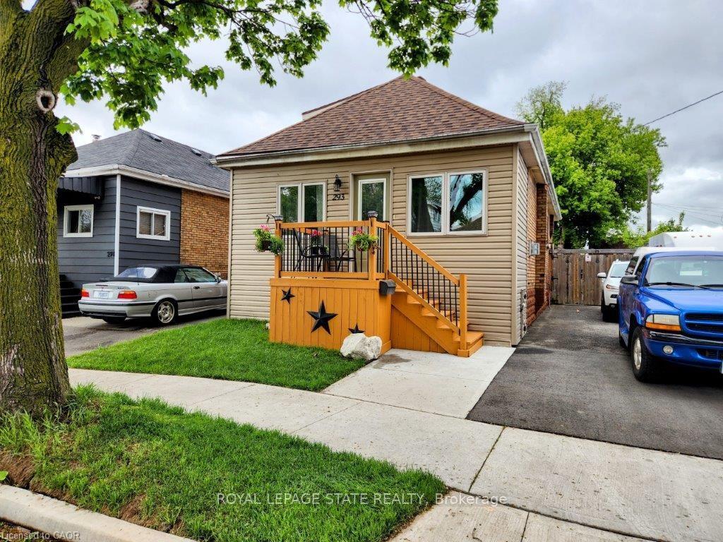 Photo 2 of 293 Fairfield Avenue, Hamilton, Homeside — HOMEH