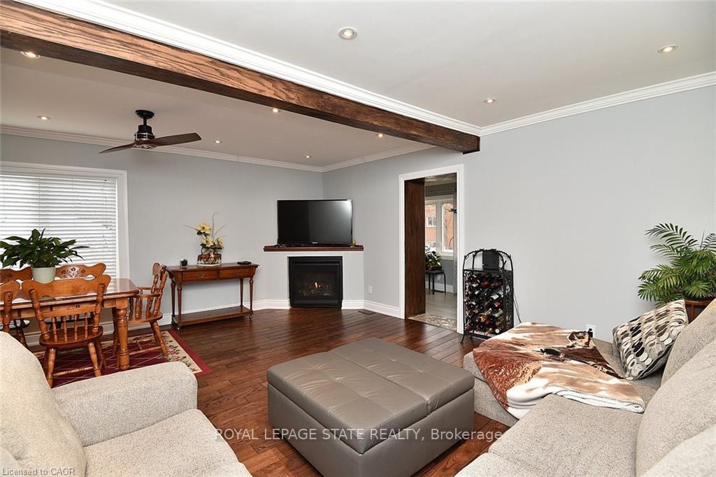 Photo 10 of 293 Fairfield Avenue, Hamilton, Homeside — HOMEH
