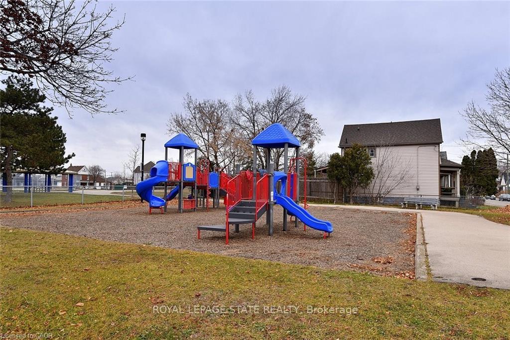 Photo 40 of 293 Fairfield Avenue, Hamilton, Homeside — HOMEH