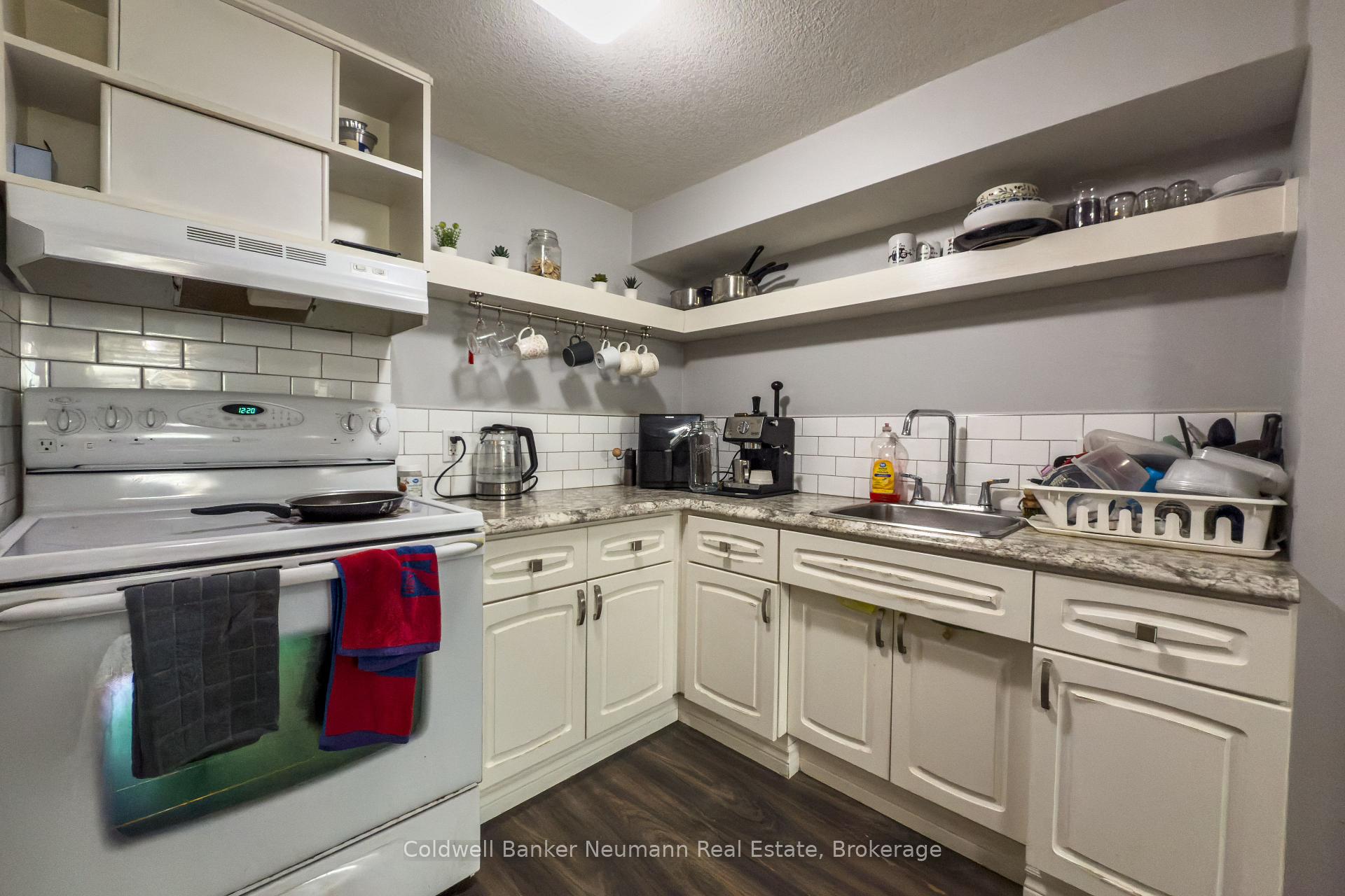 Photo 3 of Unit Lower, 27 Julia Drive, Guelph, Junction/Onward Willow — HOMEH