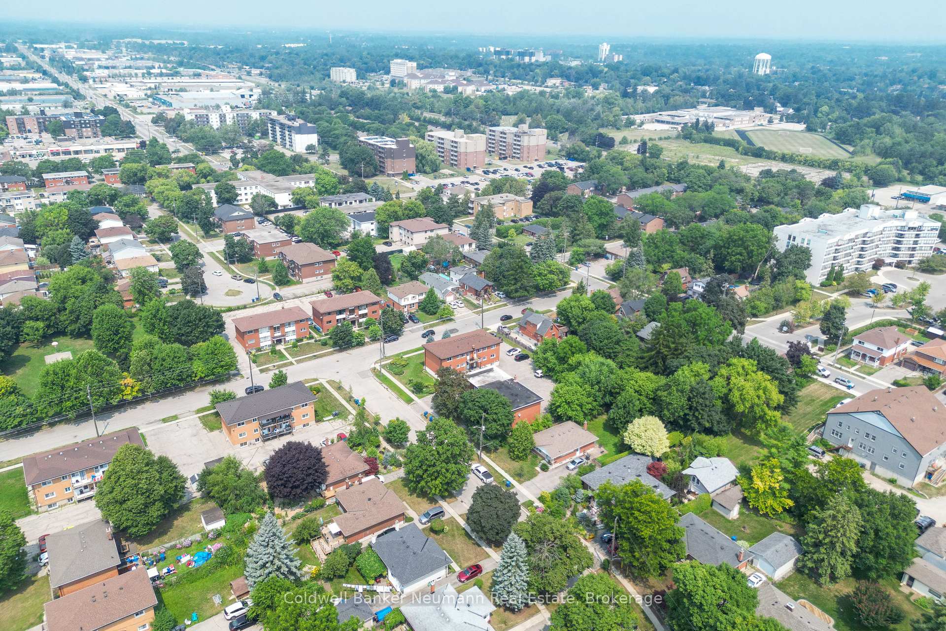 Photo 12 of Unit Lower, 27 Julia Drive, Guelph, Junction/Onward Willow — HOMEH