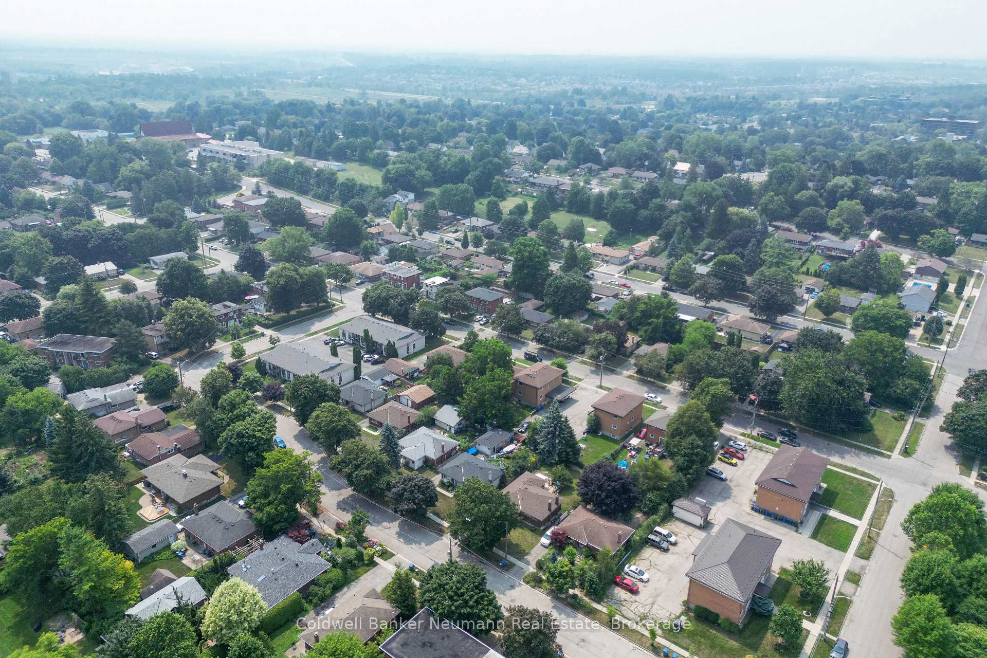 Photo 14 of Unit Lower, 27 Julia Drive, Guelph, Junction/Onward Willow — HOMEH