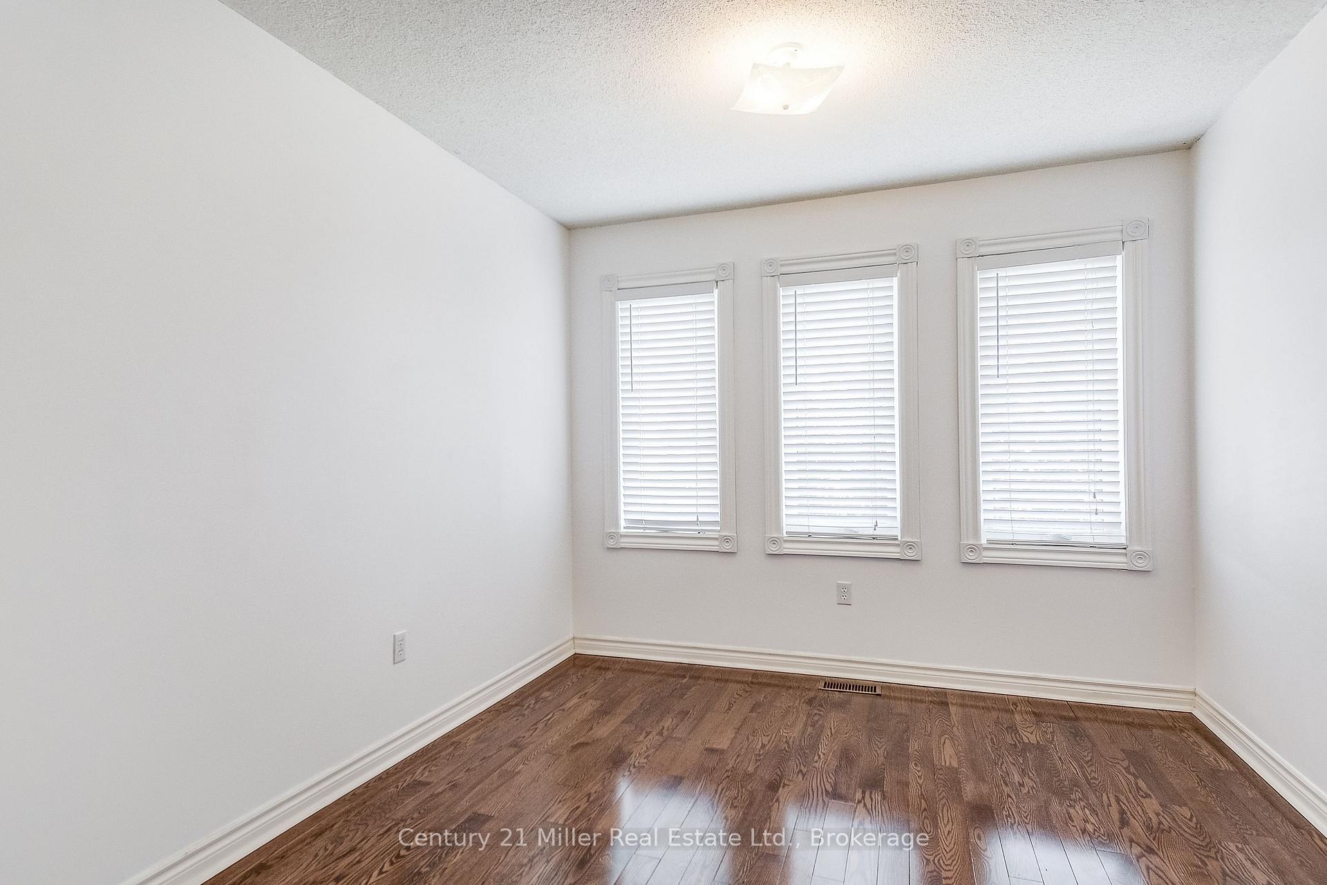 Photo 2 of 5111 Thornburn Drive, Burlington, Uptown — HOMEH