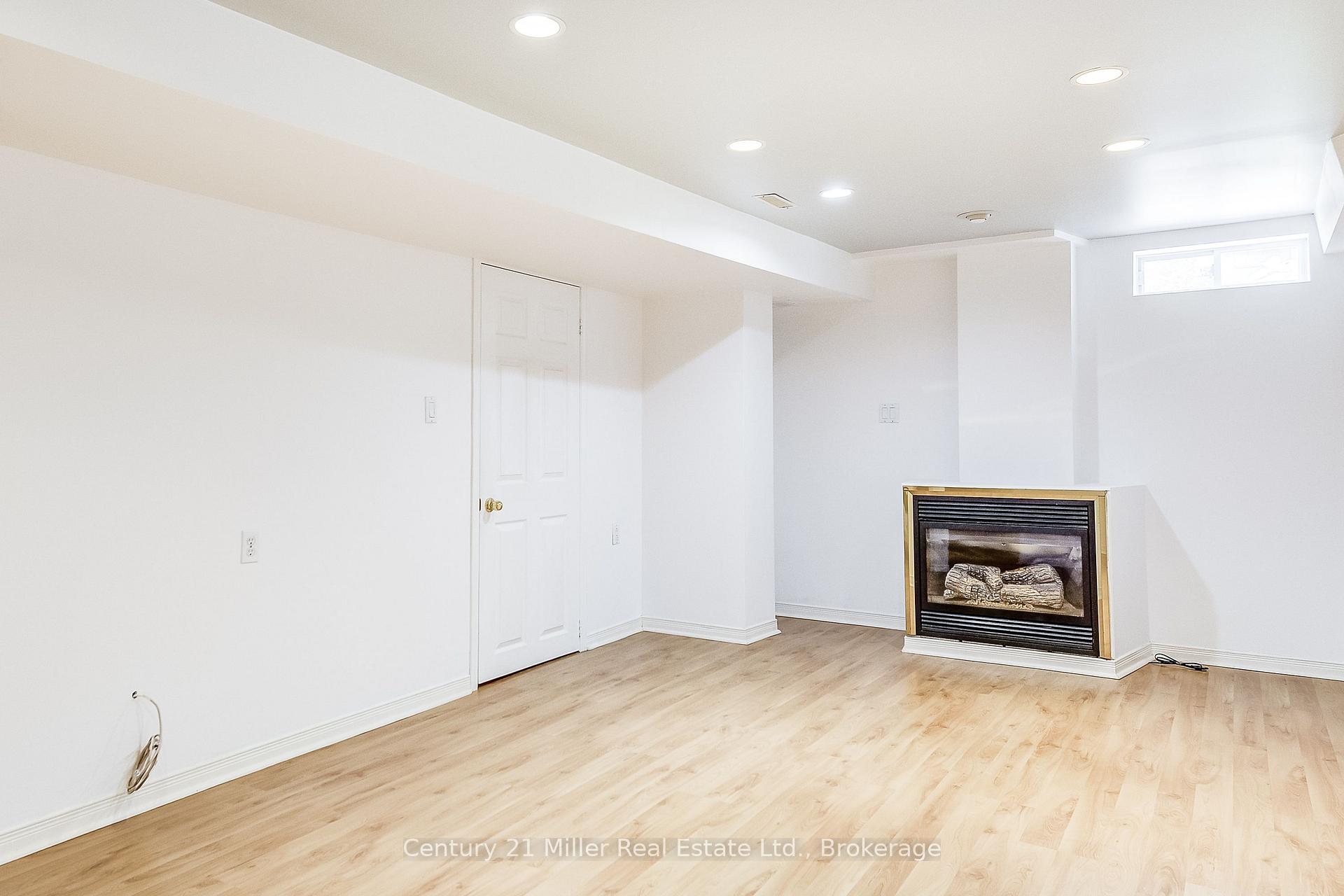 Photo 23 of 5111 Thornburn Drive, Burlington, Uptown — HOMEH
