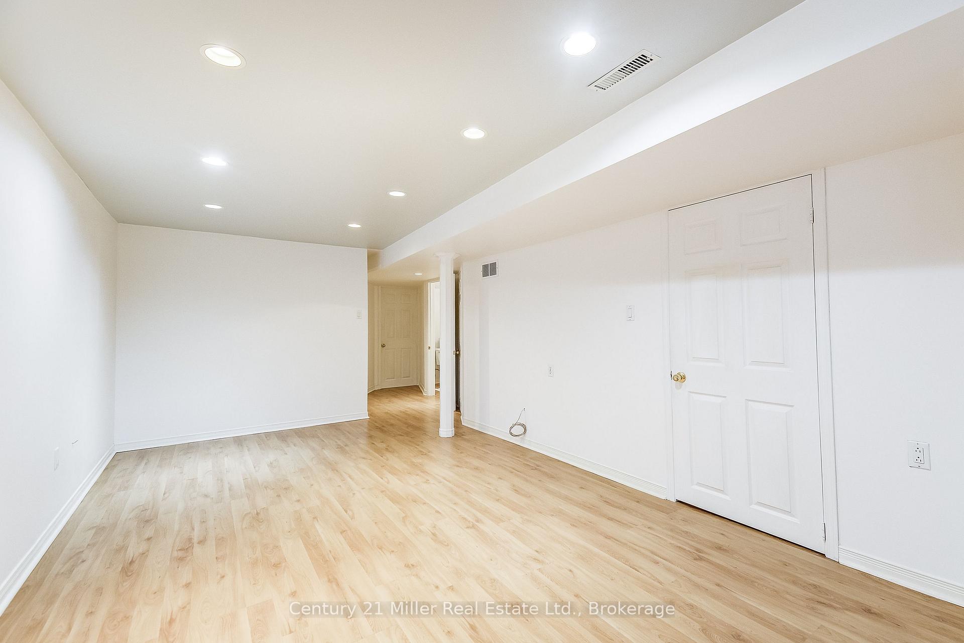 Photo 16 of 5111 Thornburn Drive, Burlington, Uptown — HOMEH