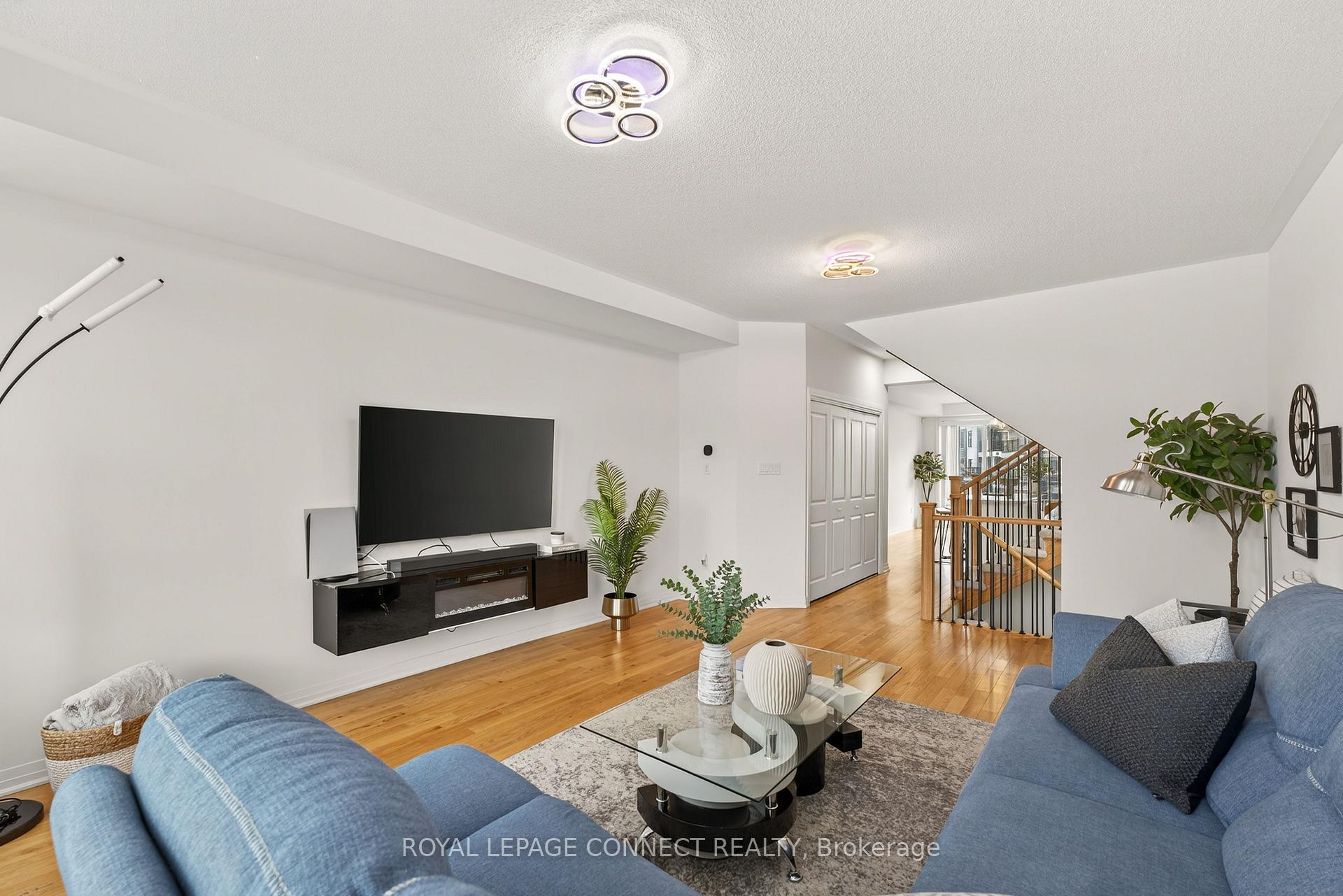 Photo 6 of 1455 Green Road, Clarington, Bowmanville — HOMEH