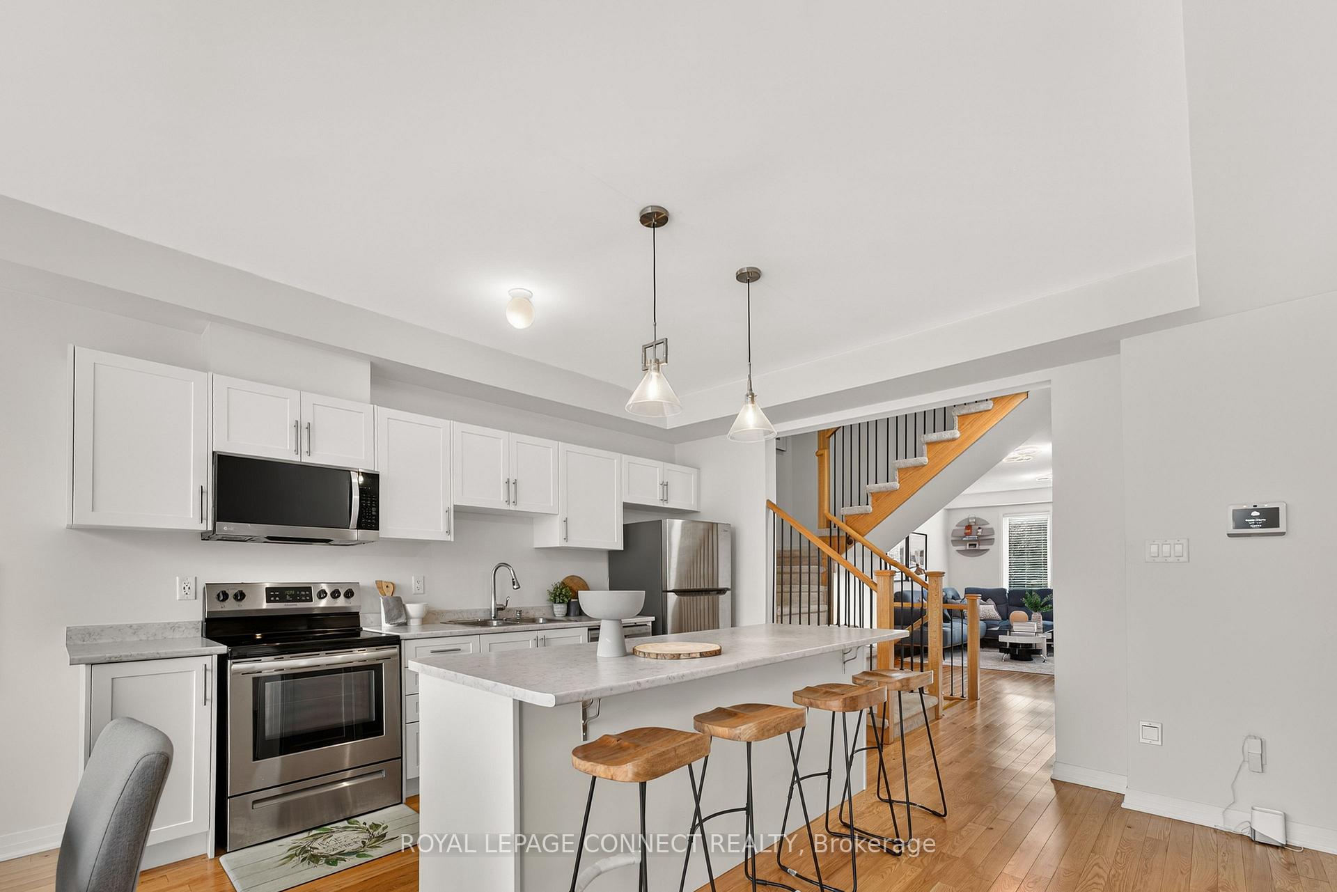 Photo 13 of 1455 Green Road, Clarington, Bowmanville — HOMEH