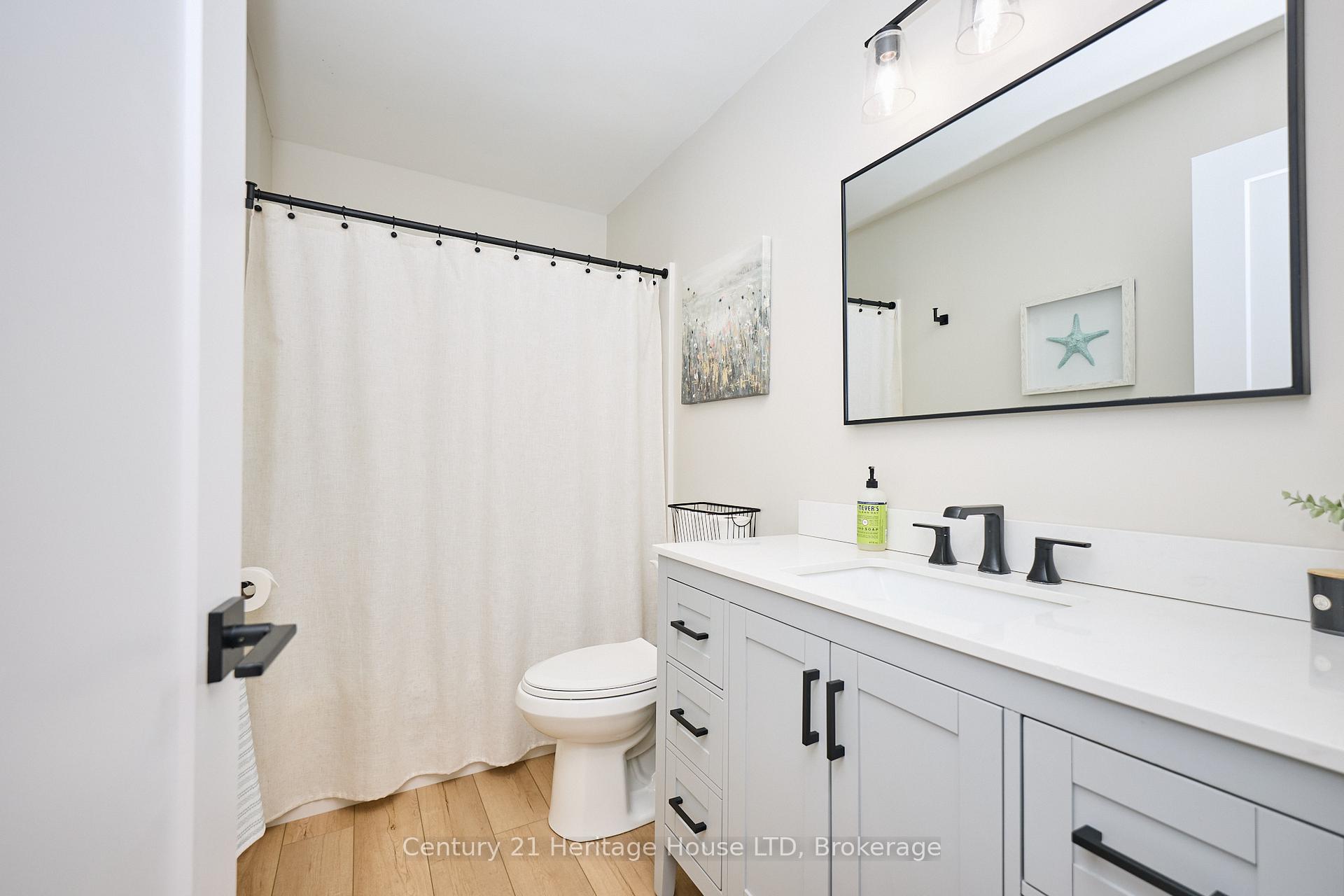 Photo 15 of 25 Birchpark Drive, Grimsby, Grimsby Beach — HOMEH