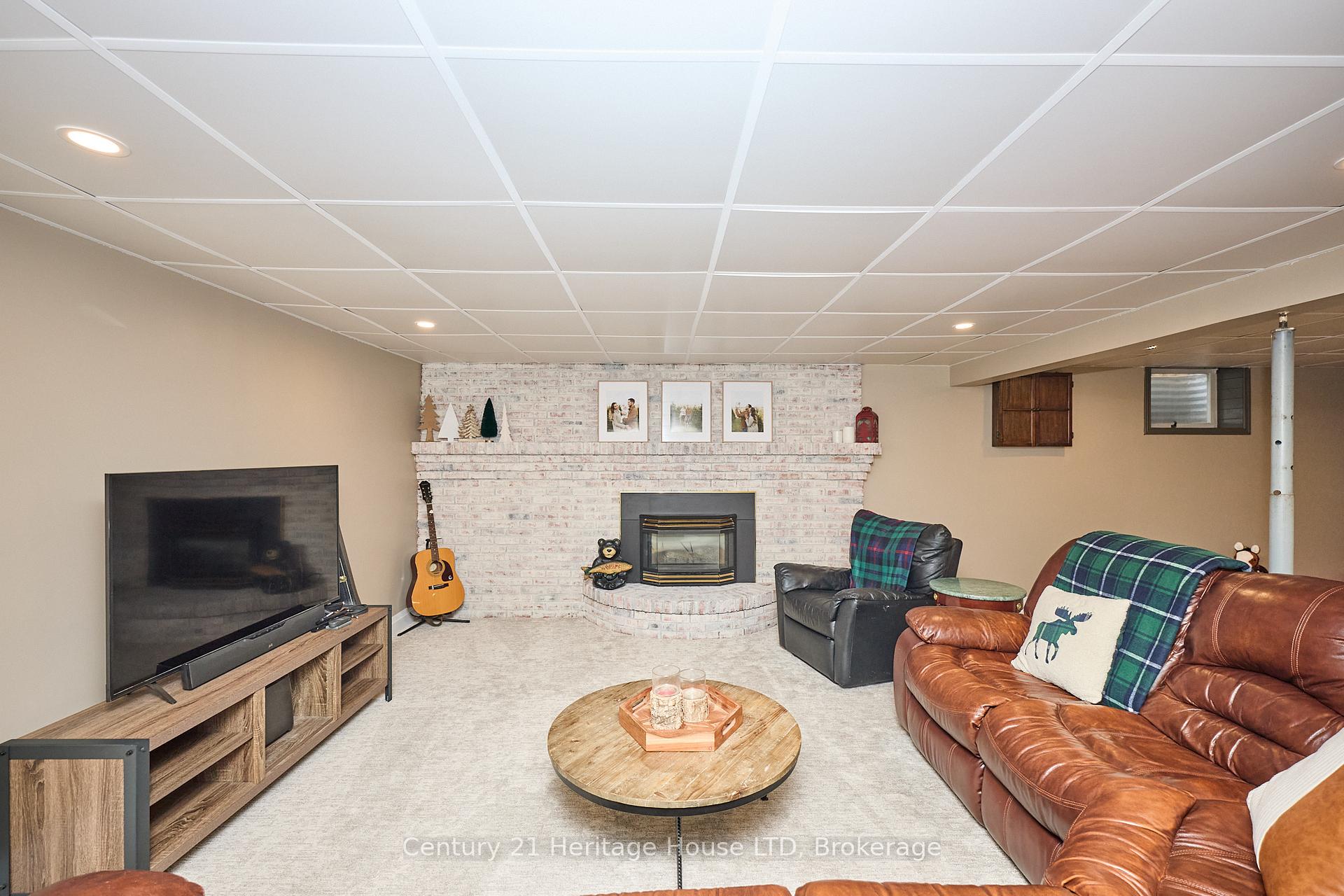 Photo 23 of 25 Birchpark Drive, Grimsby, Grimsby Beach — HOMEH