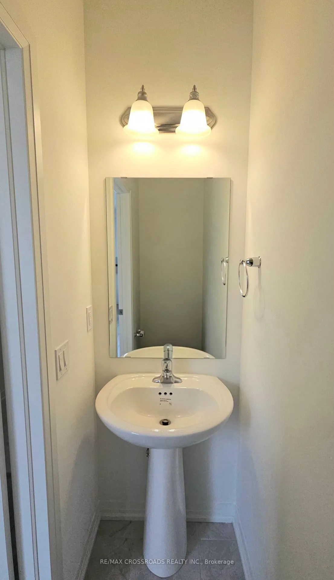 Photo 11 of Unit 39, 474 Provident Way, Hamilton, Mount Hope — HOMEH