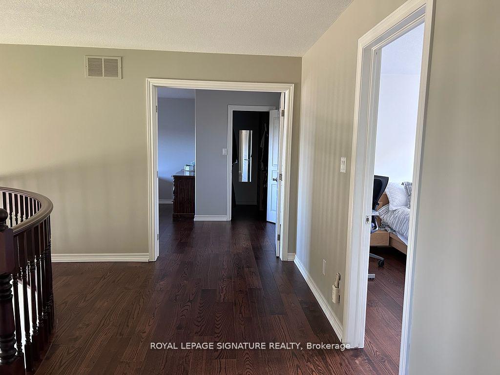 Photo 17 of 152 Central Avenue, Grimsby, Grimsby East — HOMEH