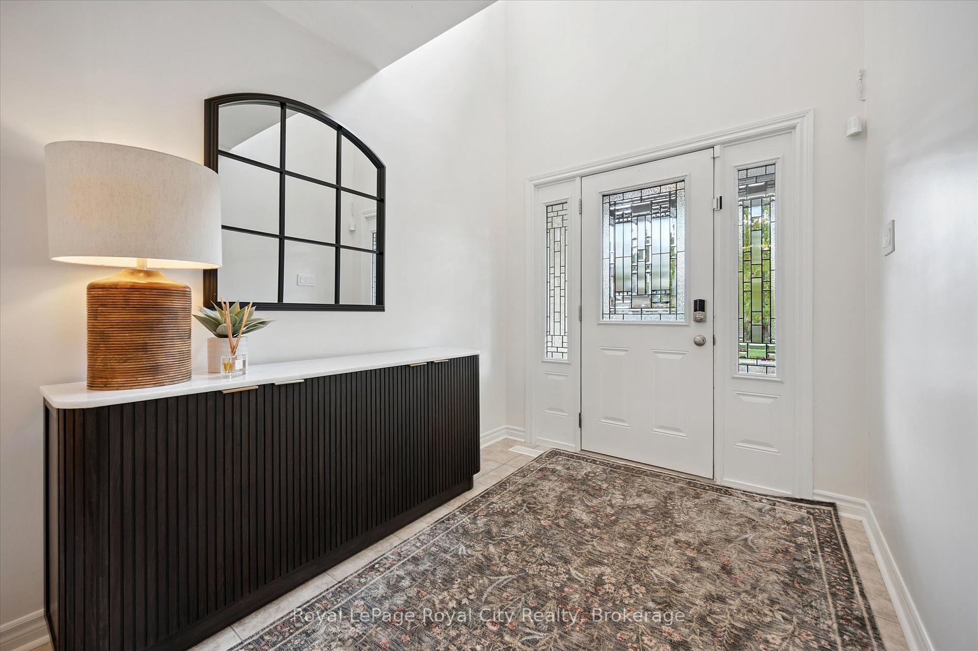 Photo 3 of 38 Baxter Drive, Guelph, Pineridge/Westminster Woods — HOMEH