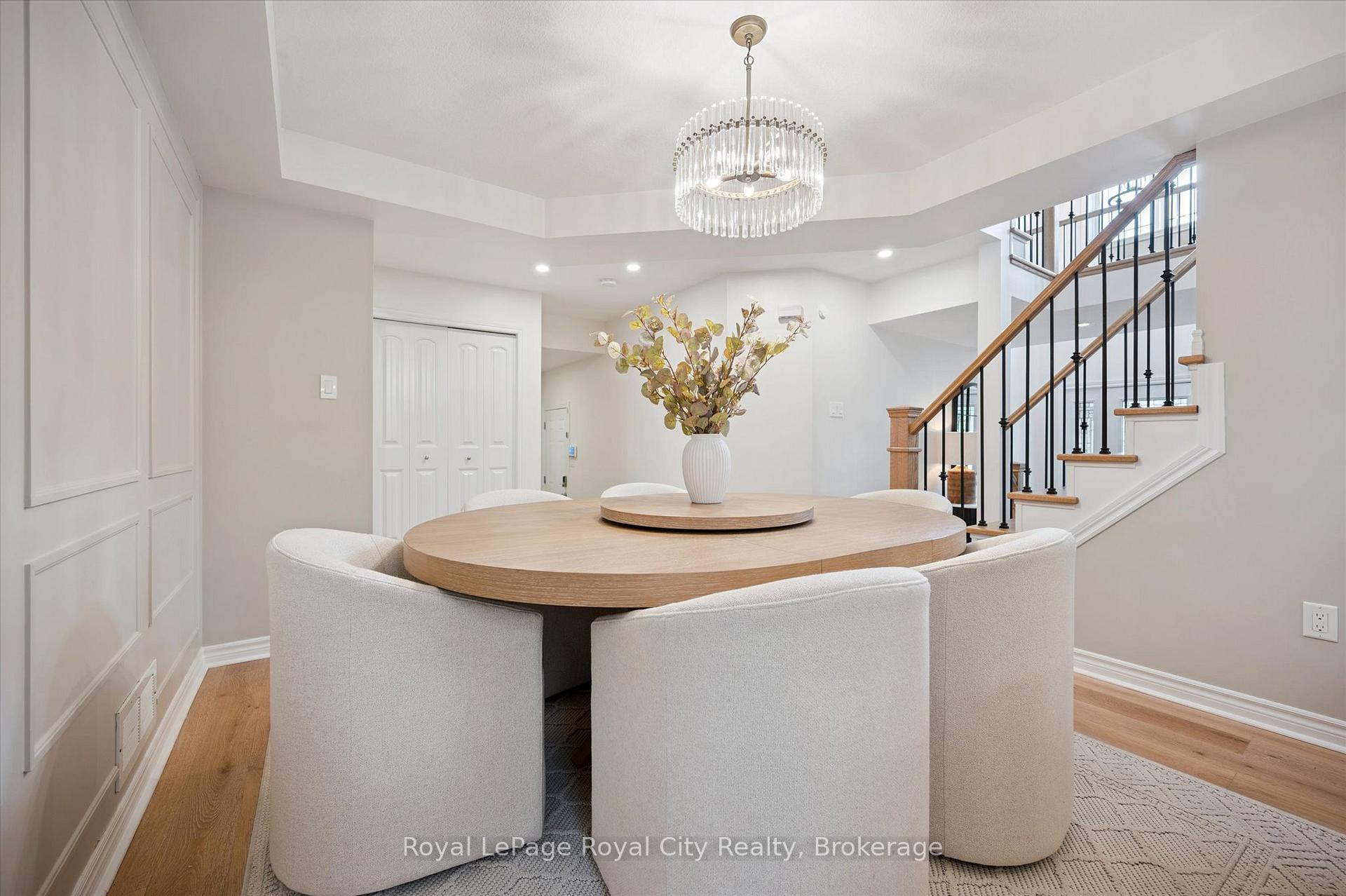 Photo 6 of 38 Baxter Drive, Guelph, Pineridge/Westminster Woods — HOMEH