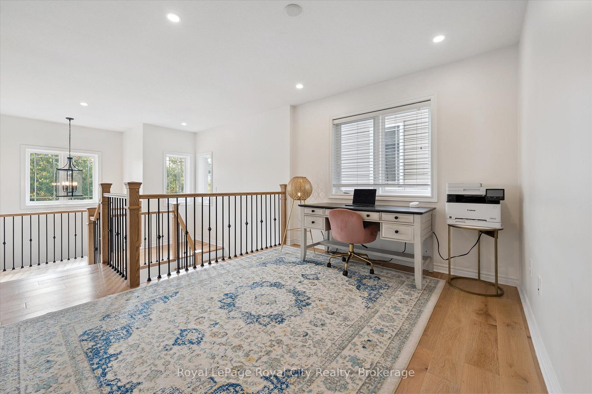 Photo 16 of 38 Baxter Drive, Guelph, Pineridge/Westminster Woods — HOMEH