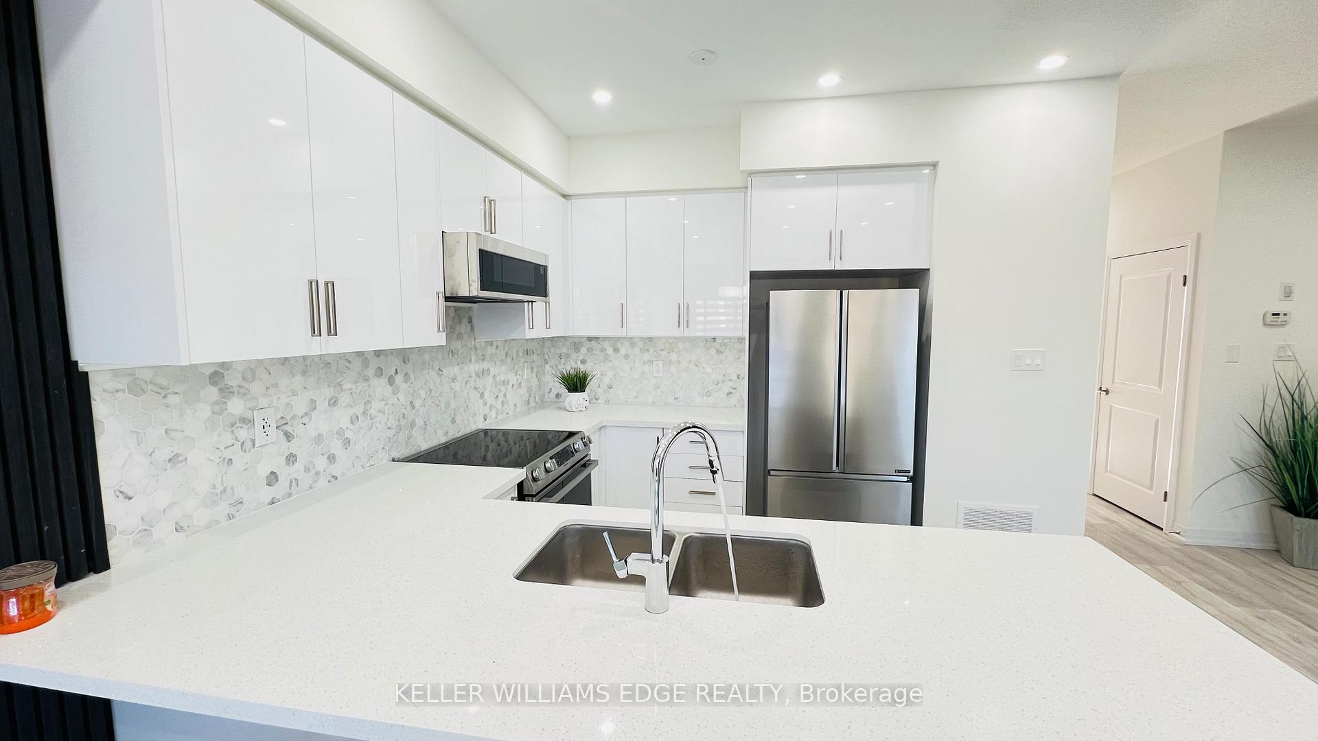 Photo 10 of 17 George Brier Drive W, Brant, Paris — HOMEH