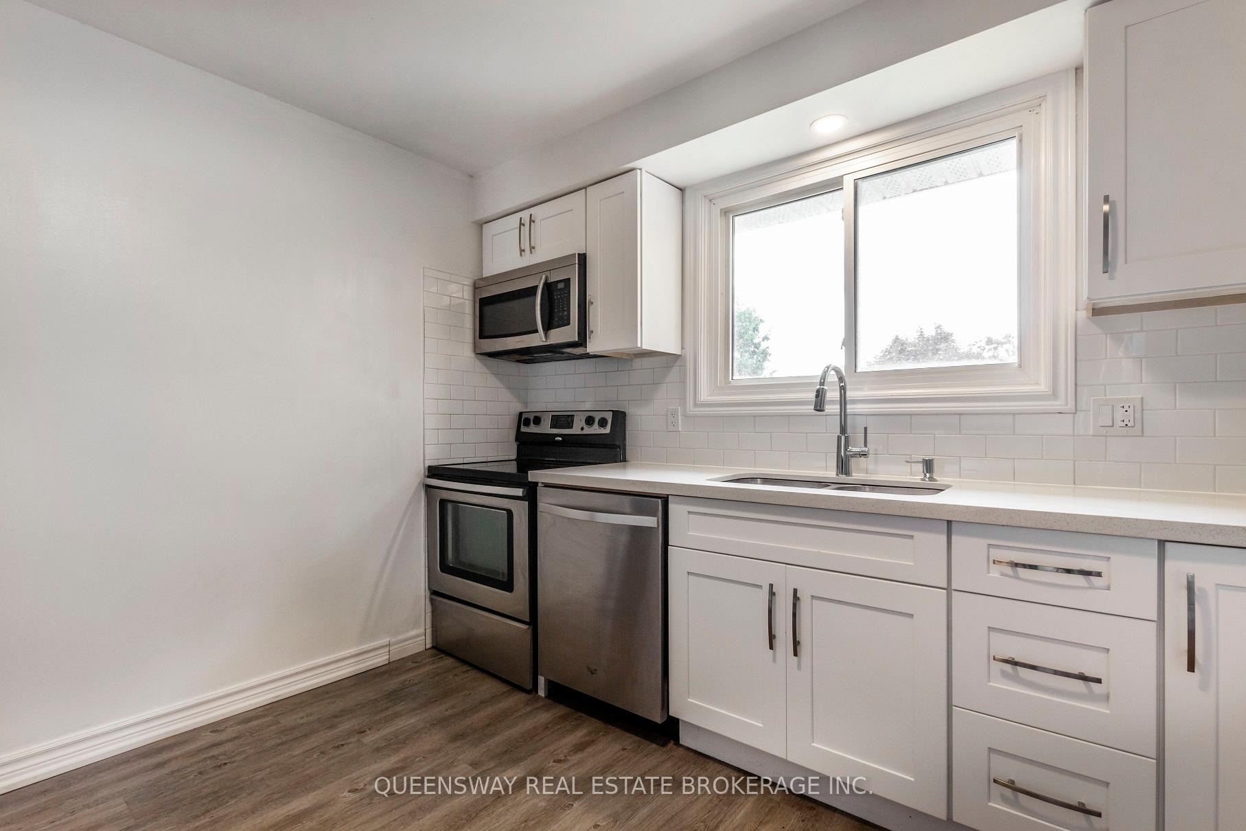Photo 12 of 12 Argyle Drive, Guelph, Dovercliffe Park/Old University — HOMEH