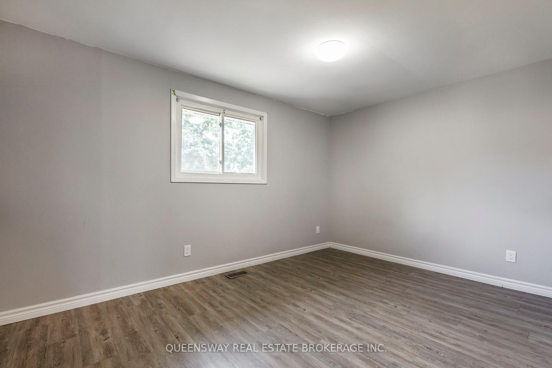 Photo 19 of 12 Argyle Drive, Guelph, Dovercliffe Park/Old University — HOMEH