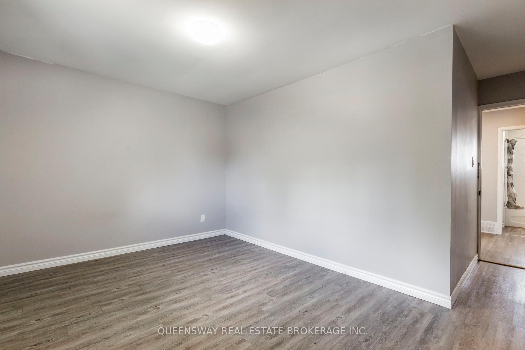 Photo 20 of 12 Argyle Drive, Guelph, Dovercliffe Park/Old University — HOMEH