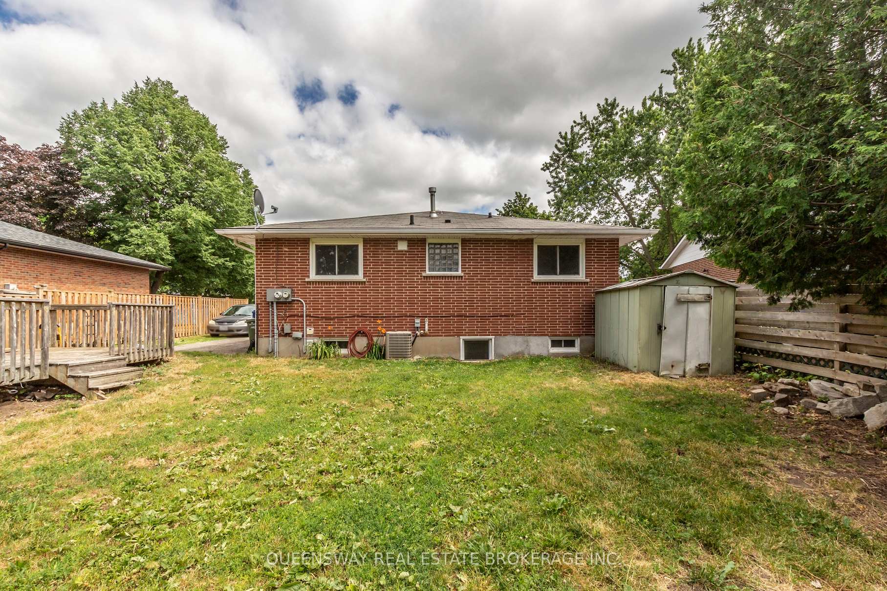 Photo 25 of 12 Argyle Drive, Guelph, Dovercliffe Park/Old University — HOMEH