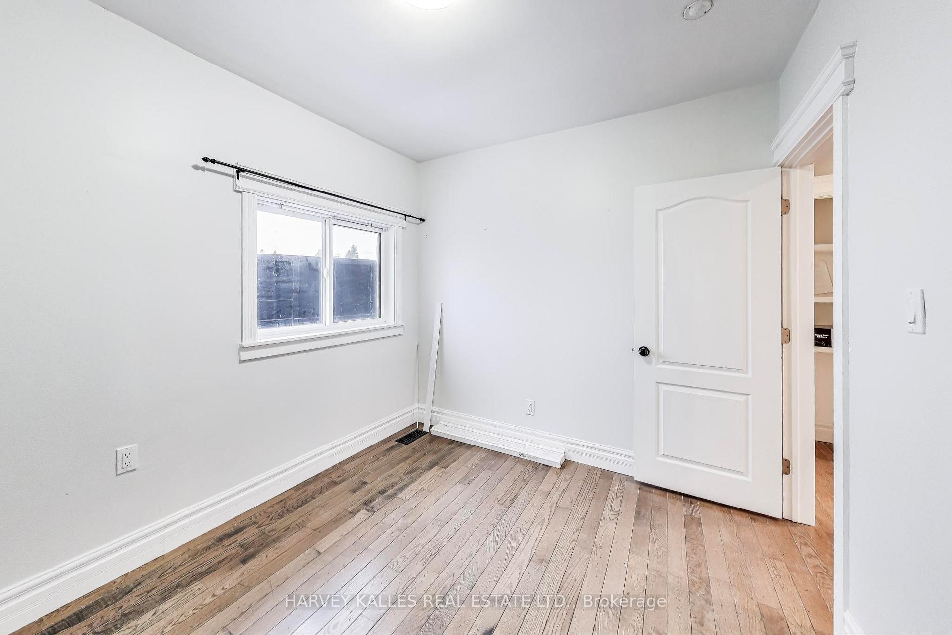 Photo 17 of 8837 County Rd 91, Clearview, Stayner — HOMEH