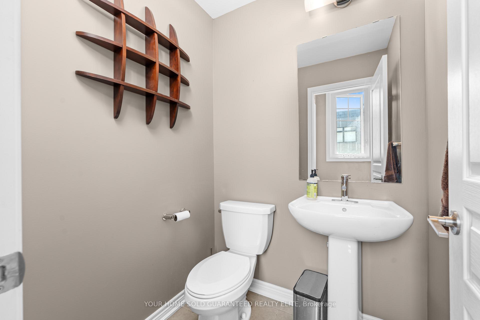 Photo 10 of 78 Esplanade Lane, Grimsby, Grimsby Beach — HOMEH