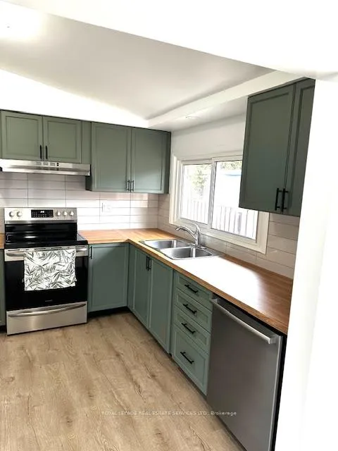 Photo 5 of 35 Karen Crescent, Hamilton, Mountview — HOMEH