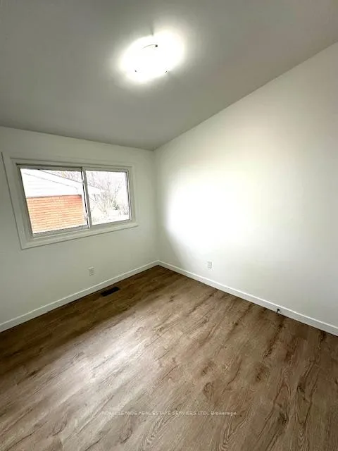 Photo 8 of 35 Karen Crescent, Hamilton, Mountview — HOMEH