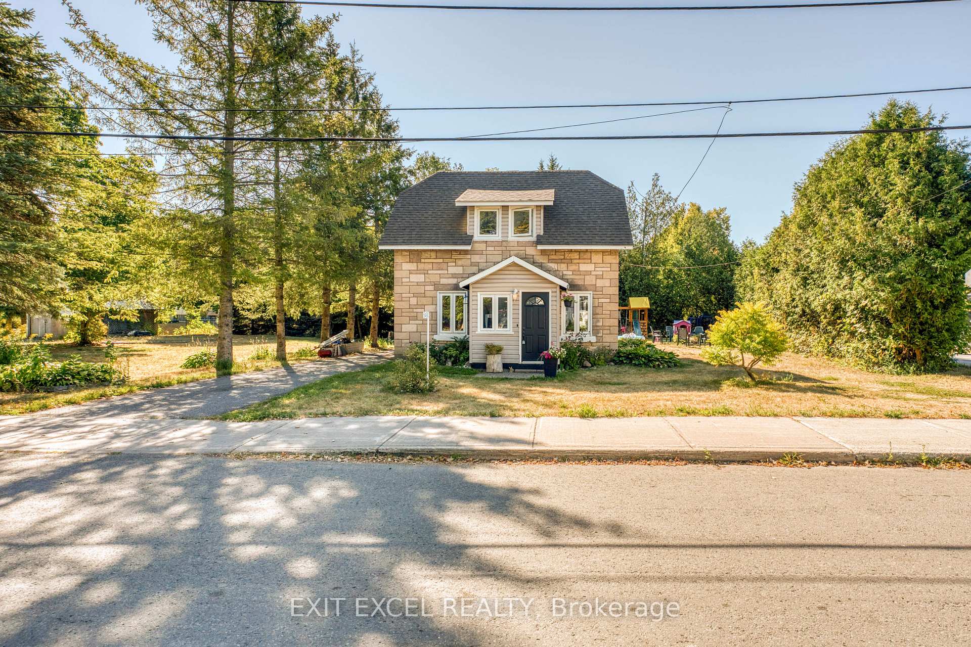 Photo 3 of 5490 MacTavish Place, Ottawa, Osgoode — HOMEH