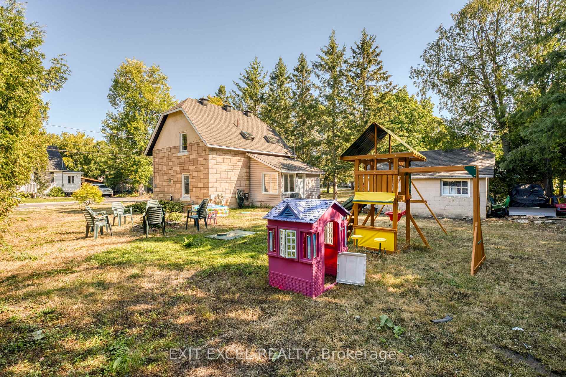 Photo 7 of 5490 MacTavish Place, Ottawa, Osgoode — HOMEH