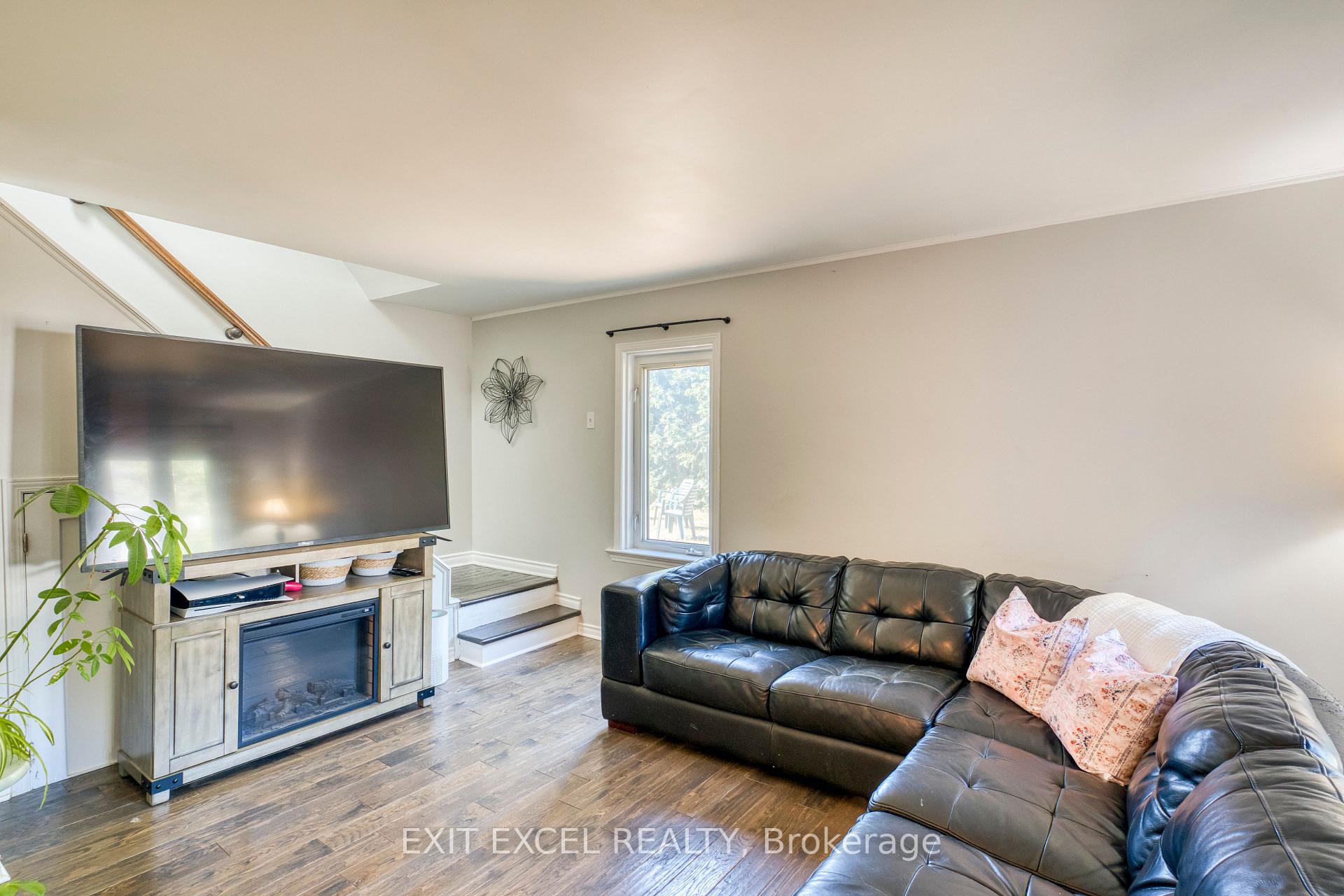 Photo 13 of 5490 MacTavish Place, Ottawa, Osgoode — HOMEH