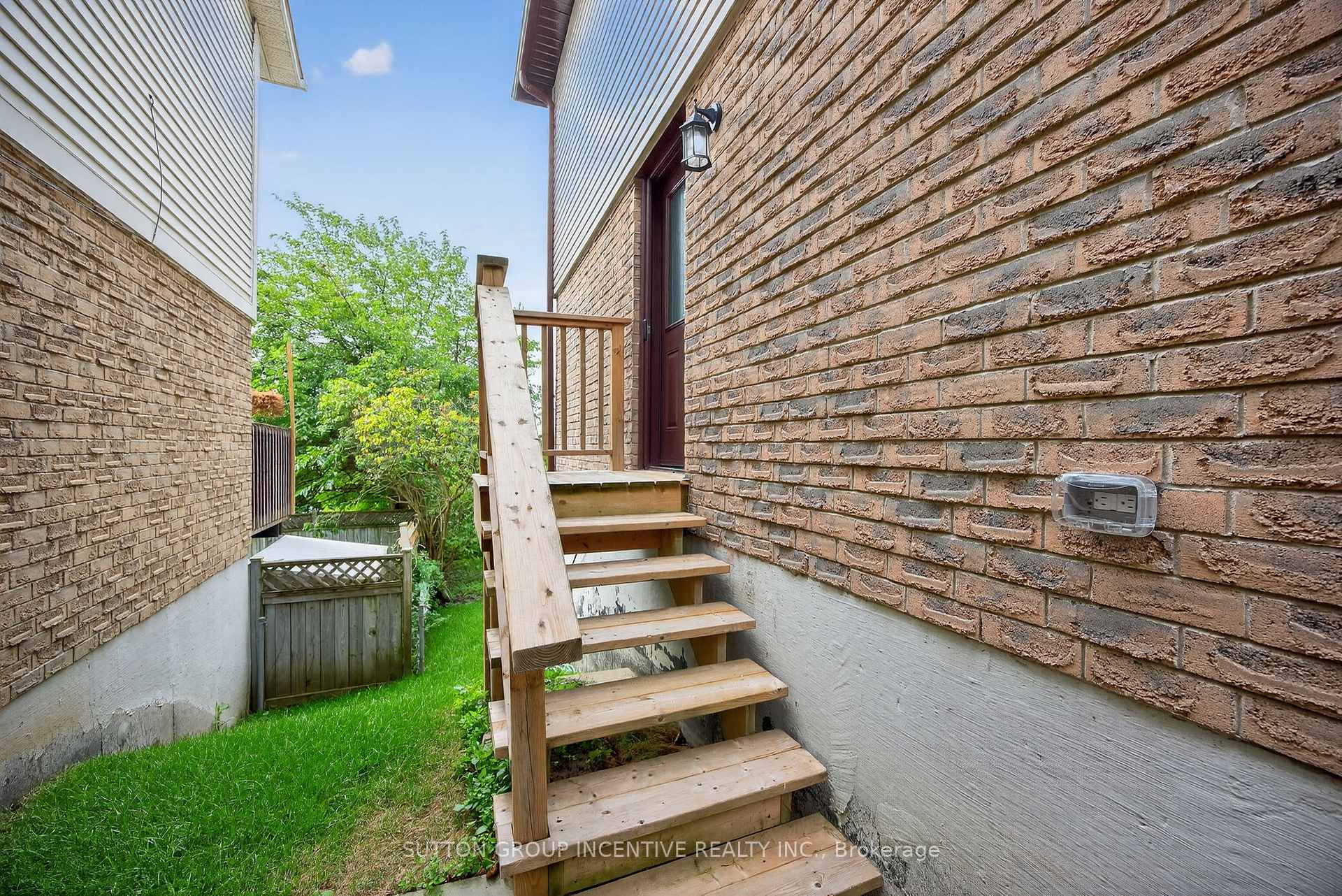 Photo 41 of 20 Fox Run, Barrie, Sunnidale — HOMEH