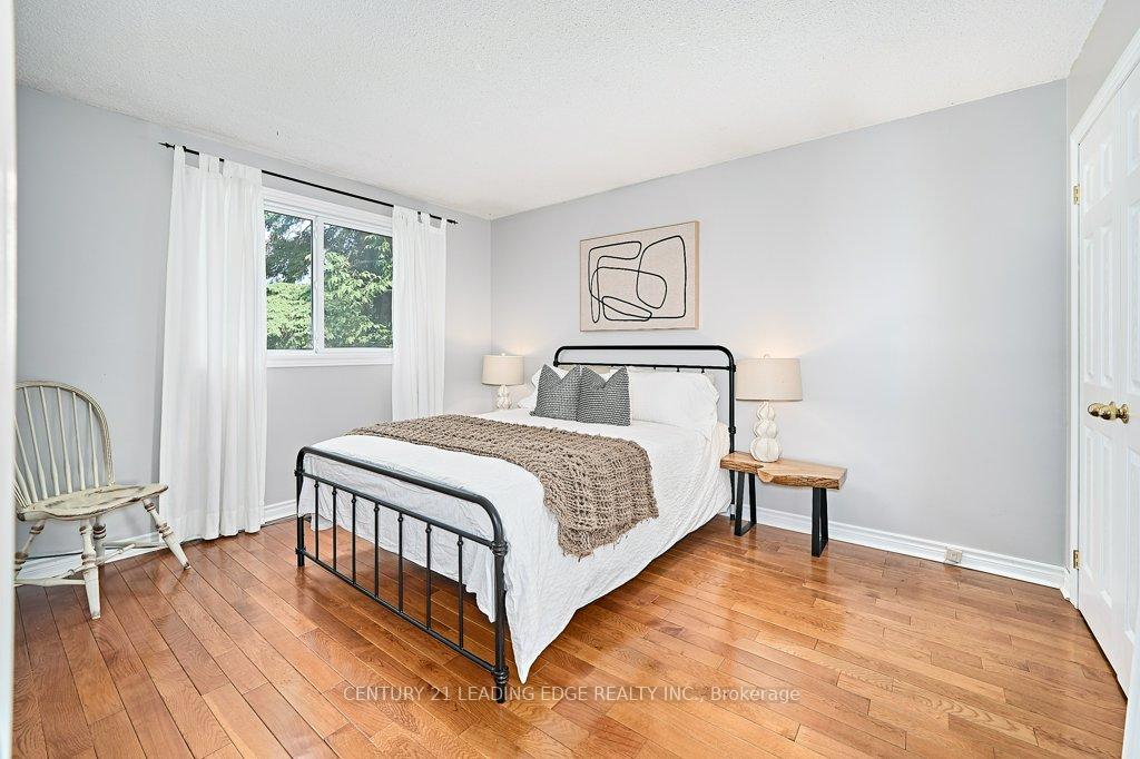 Photo 27 of 25 Eileen Drive, Barrie, Allandale Heights — HOMEH
