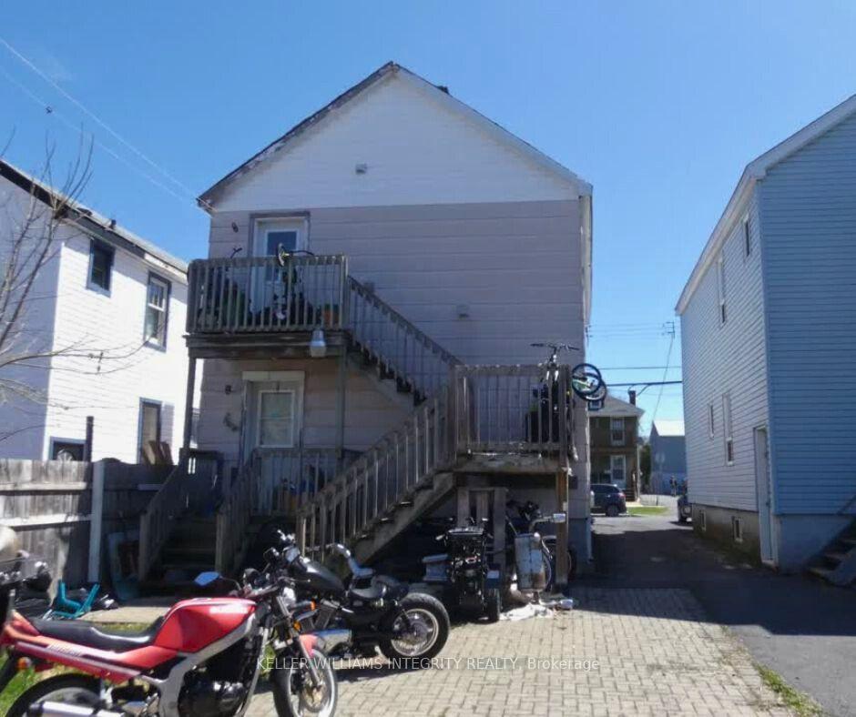 Photo 3 of 916 1st Street E, Cornwall — HOMEH