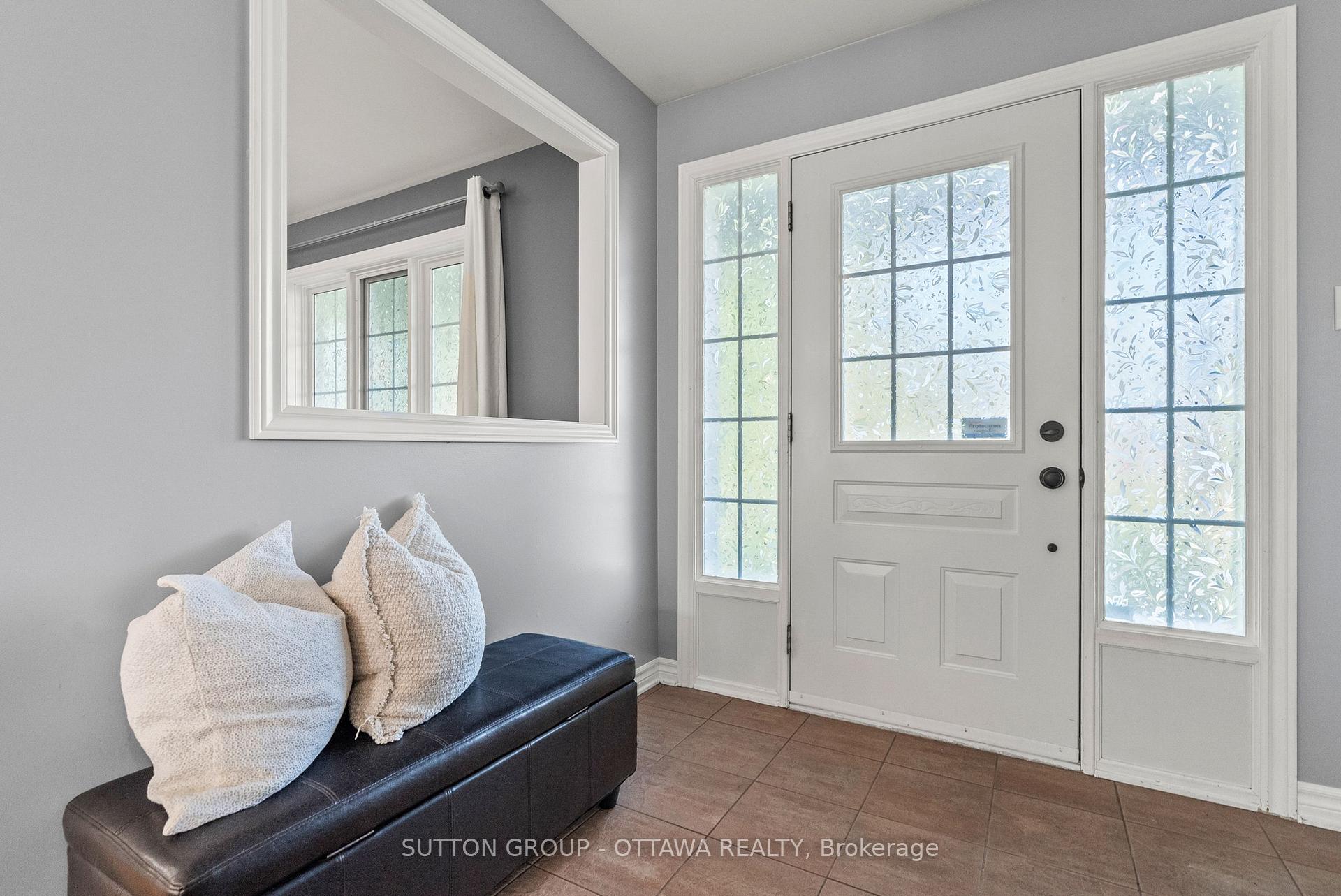 Photo 5 of 1528 Back Place Avenue, Ottawa, Greely — HOMEH