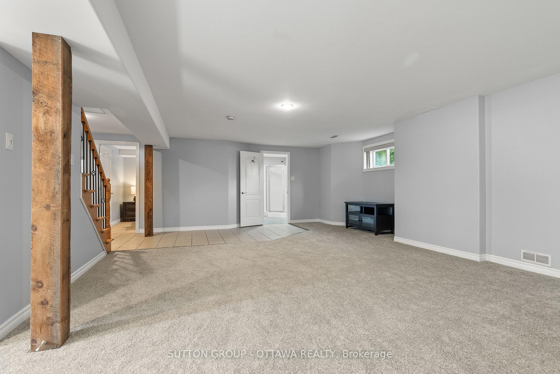 Photo 26 of 1528 Back Place Avenue, Ottawa, Greely — HOMEH